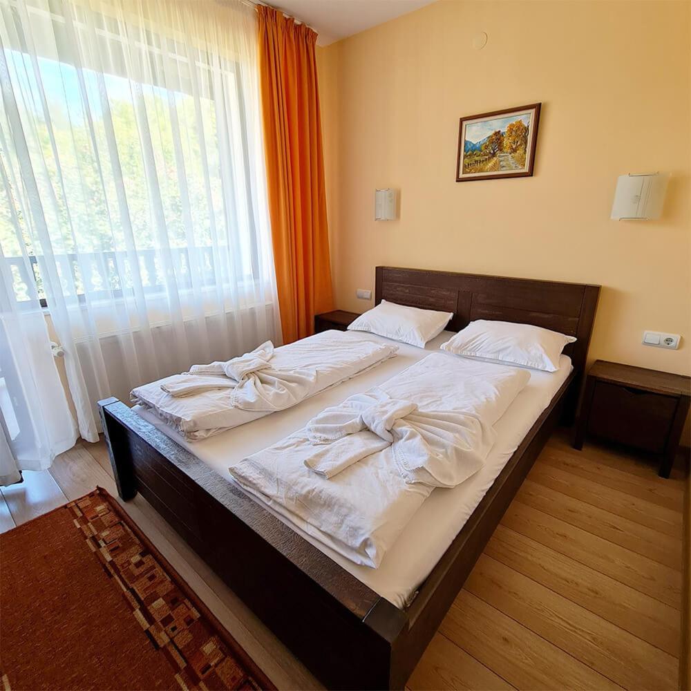 Economy Double Room with Balcony photo 2