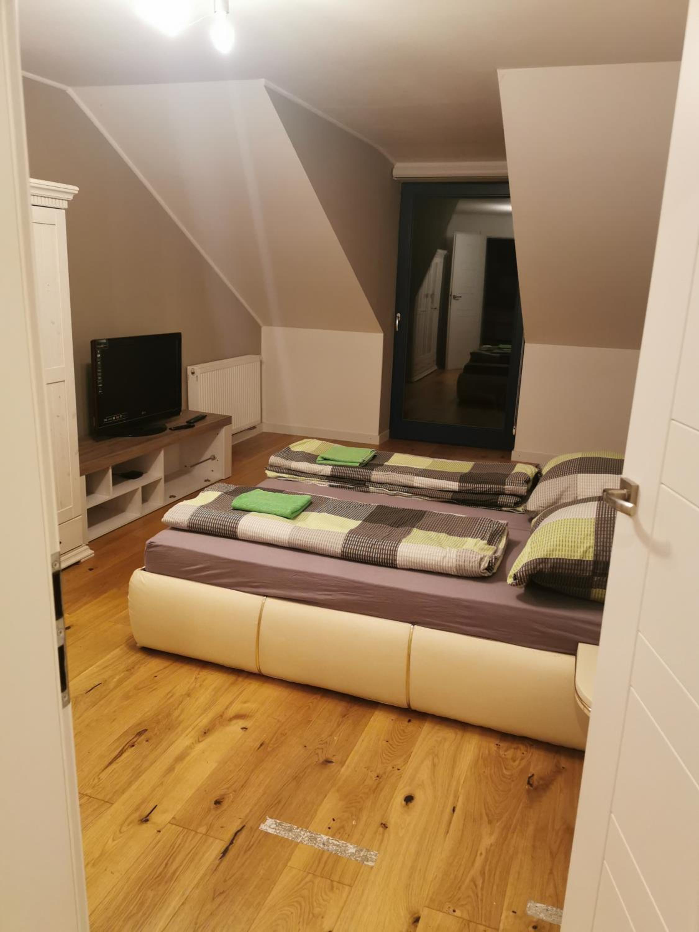 Two-Bedroom House photo 2