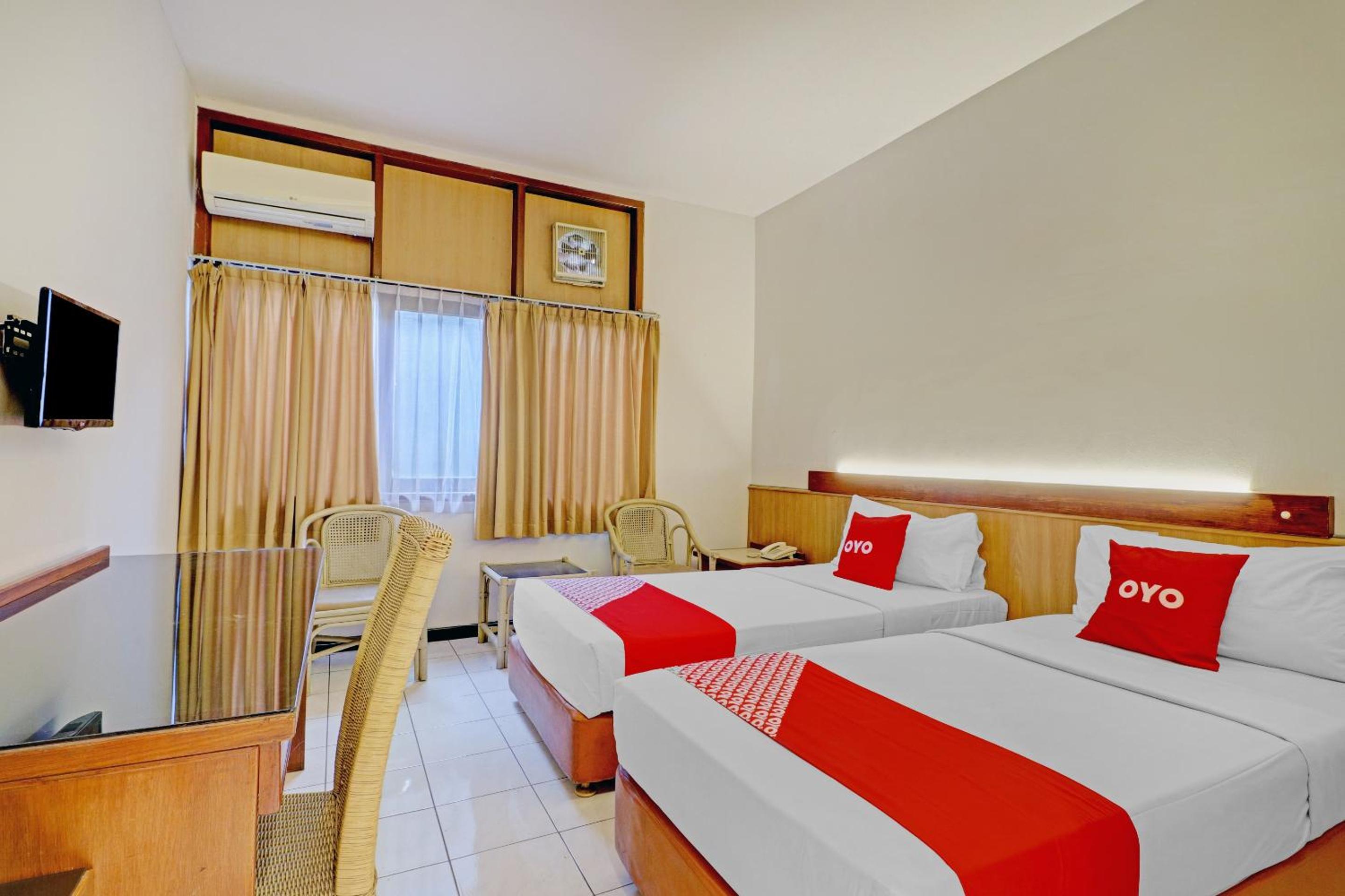 Delxue Twin Room