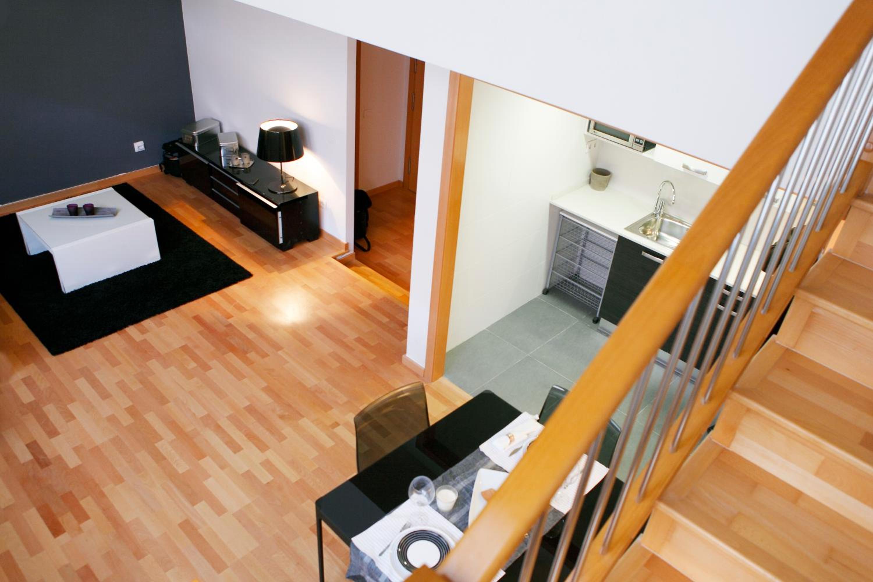 One-Bedroom Apartment photo 2