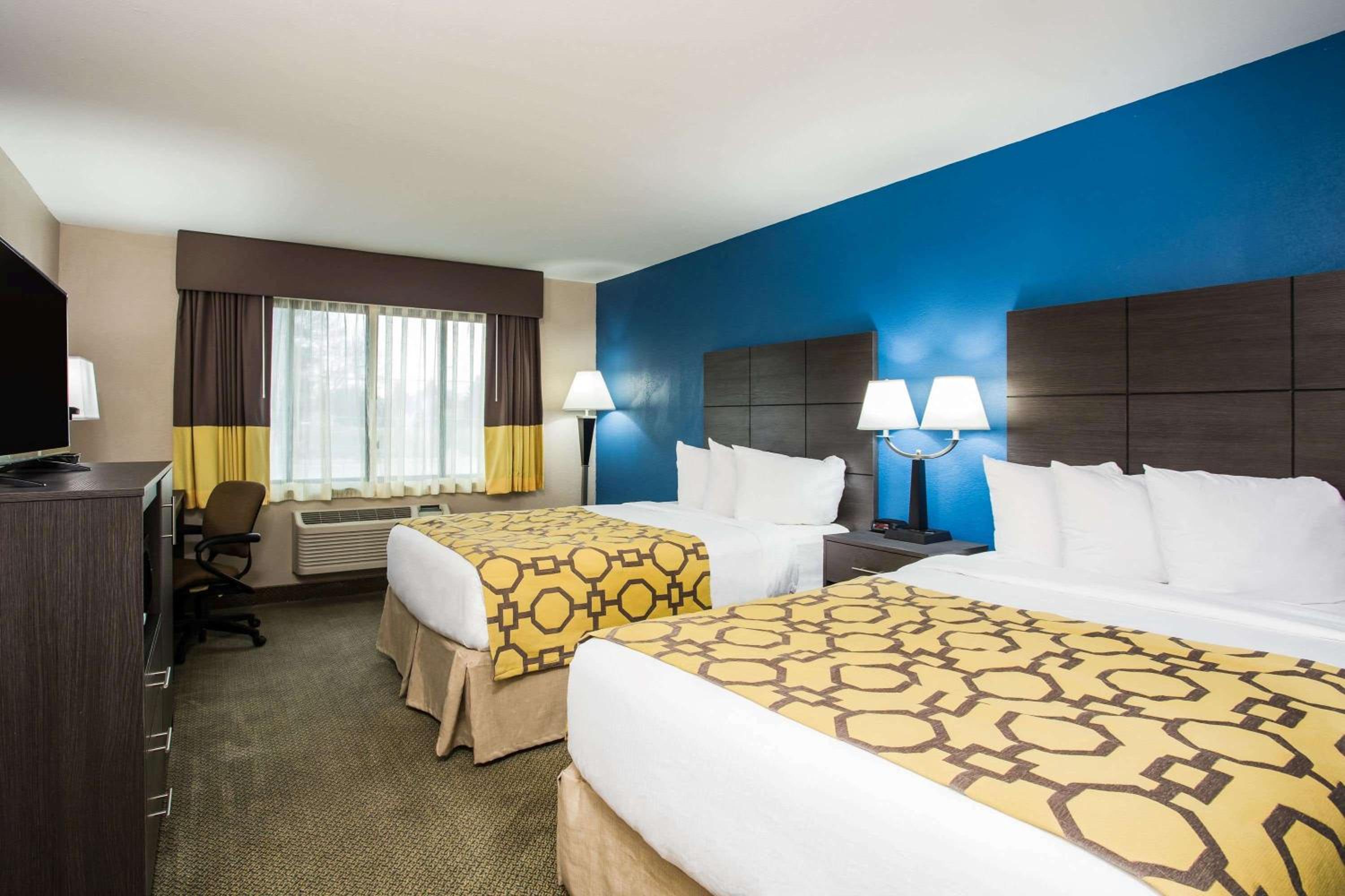 Double Room with Two Double Beds - Non-Smoking photo 1