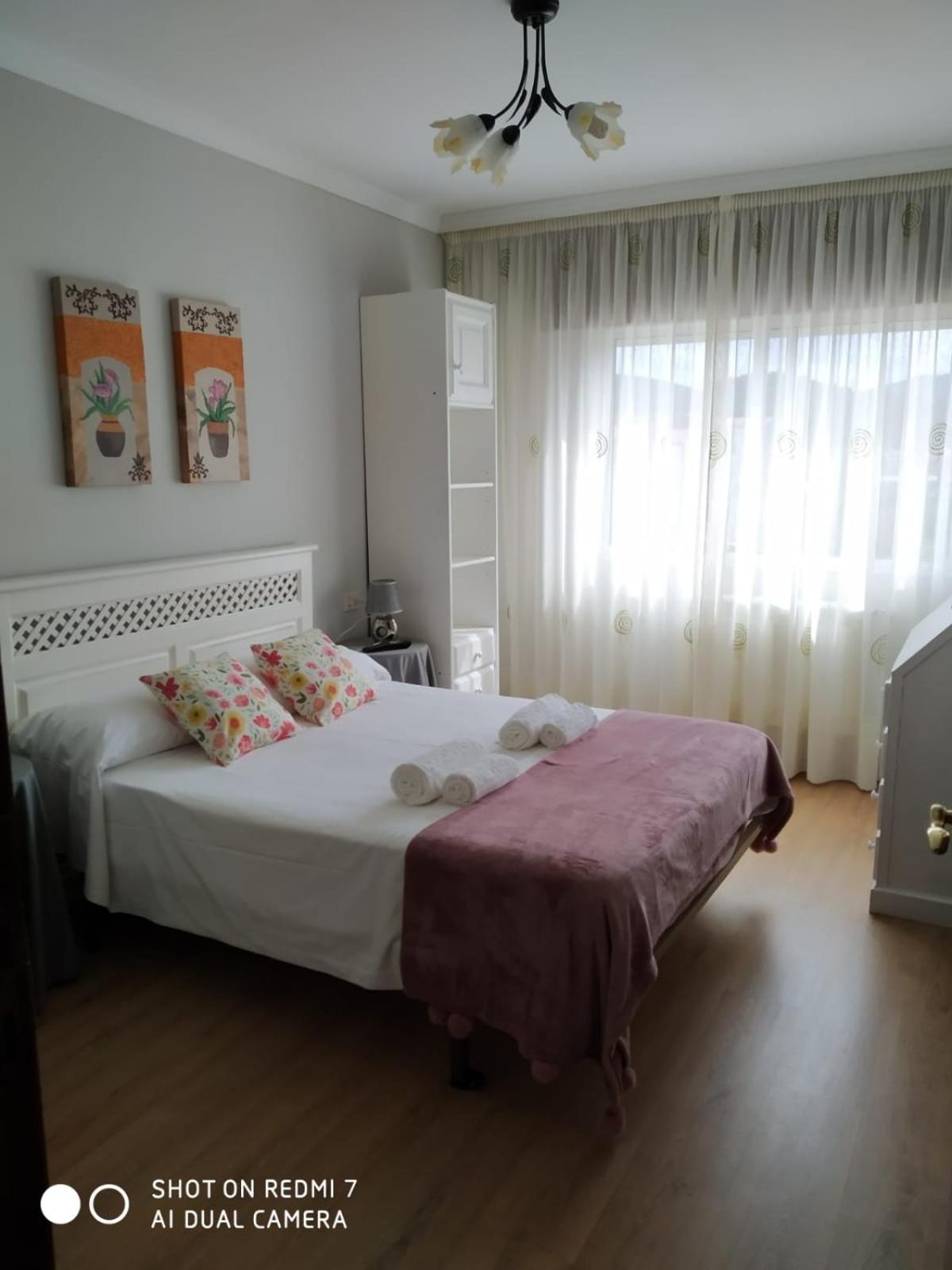 Three-Bedroom Apartment - Photo 4