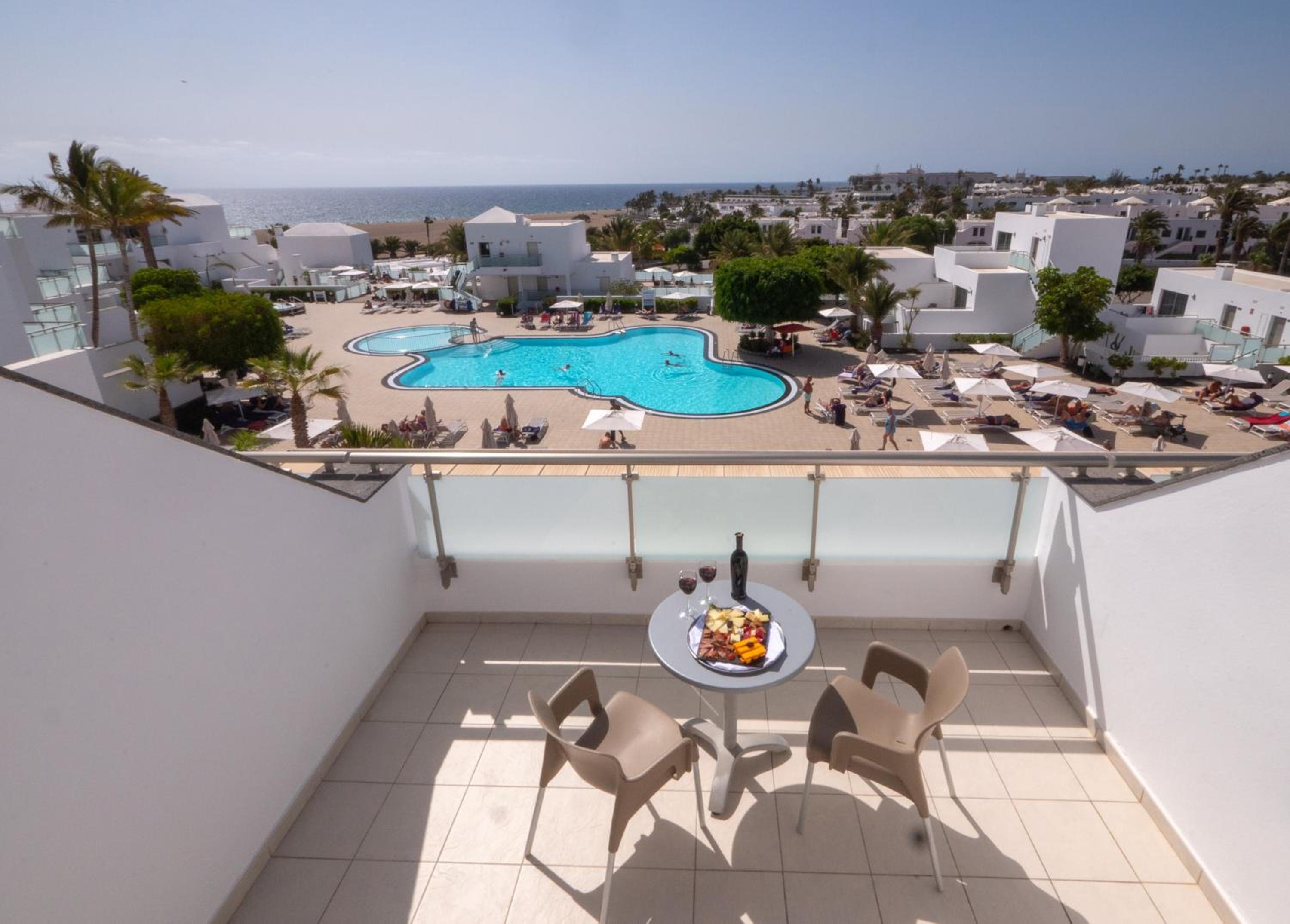Twin Room with Sea View
