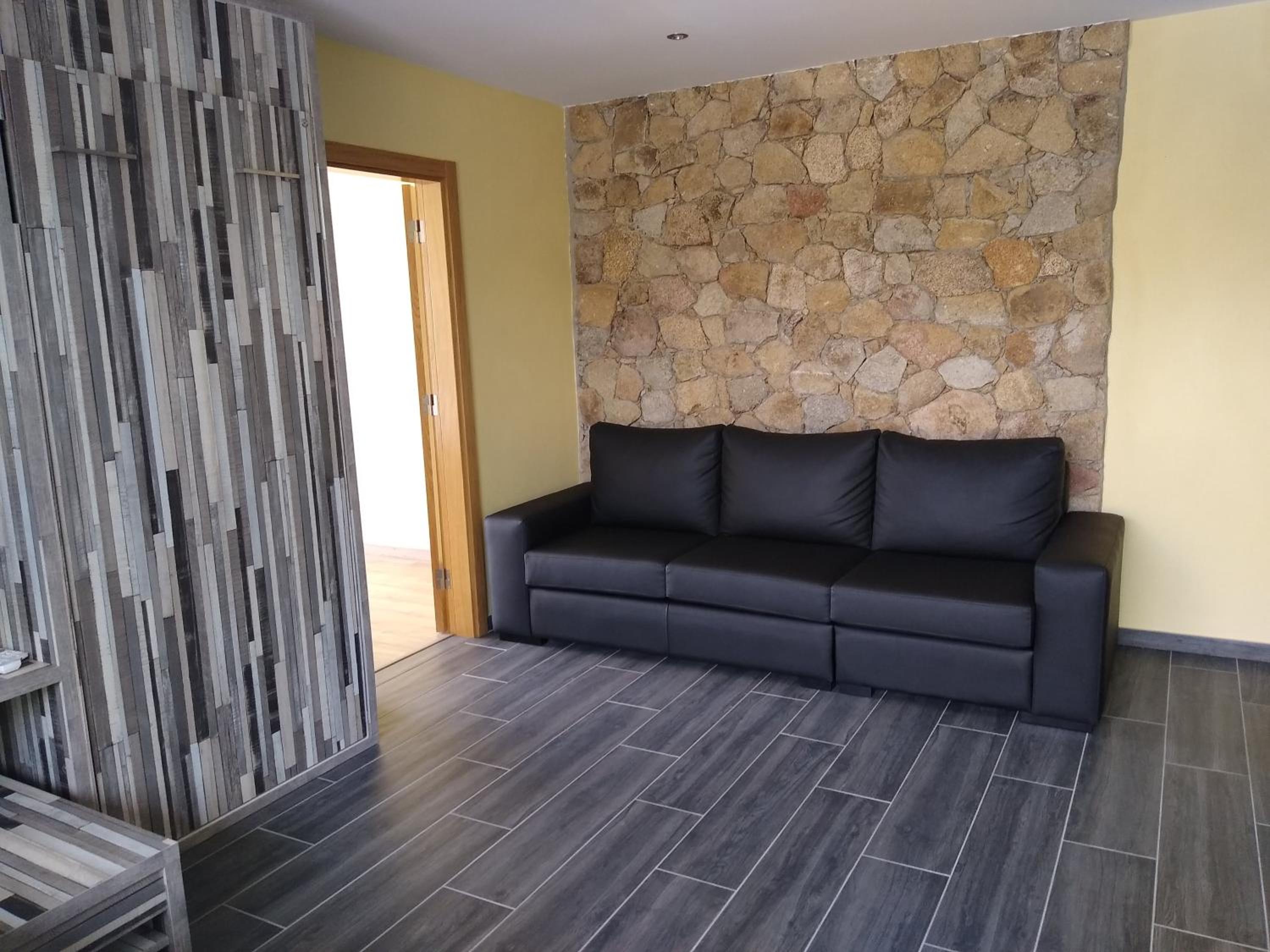 Apartment with Garden View