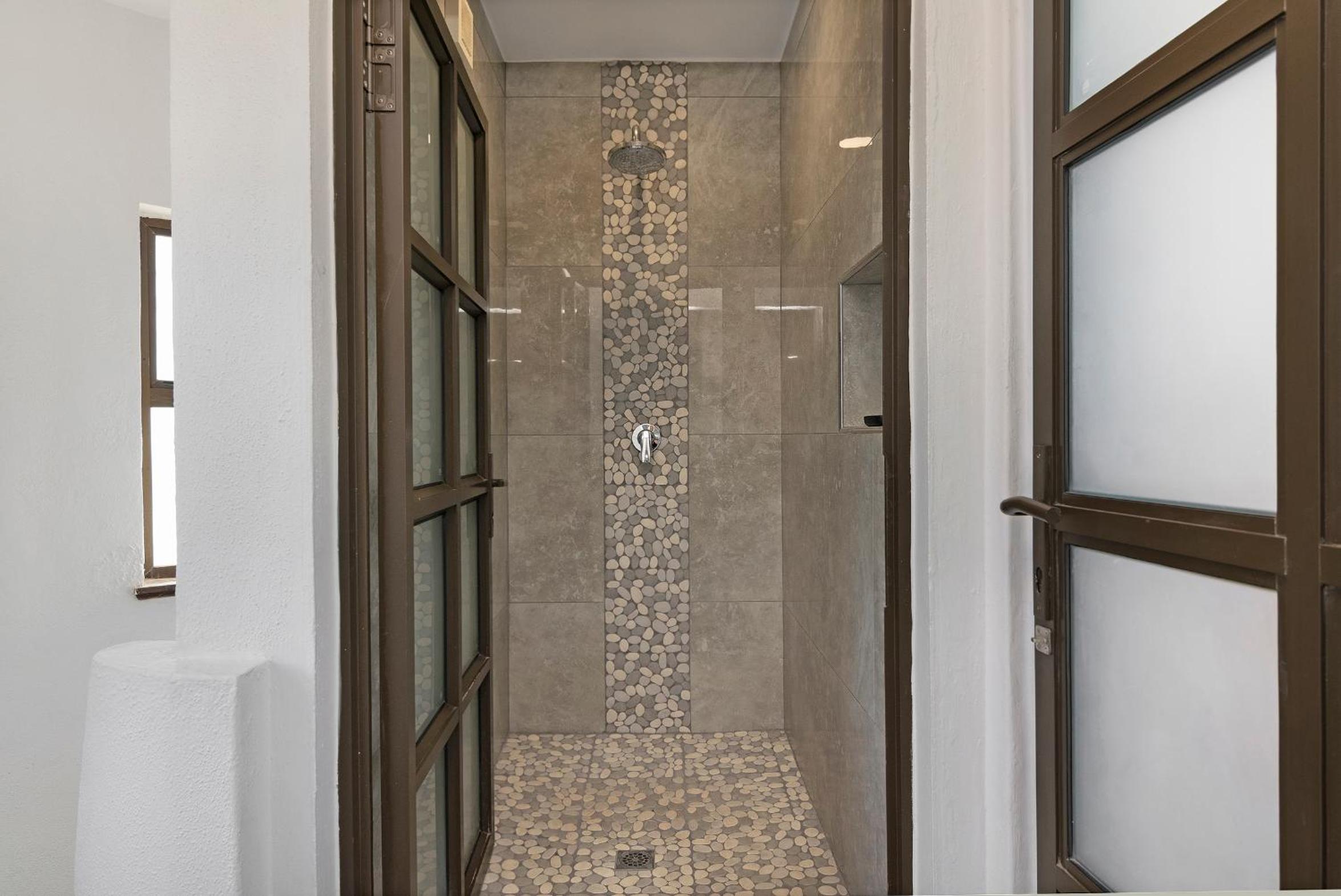 Apartment - Photo 24