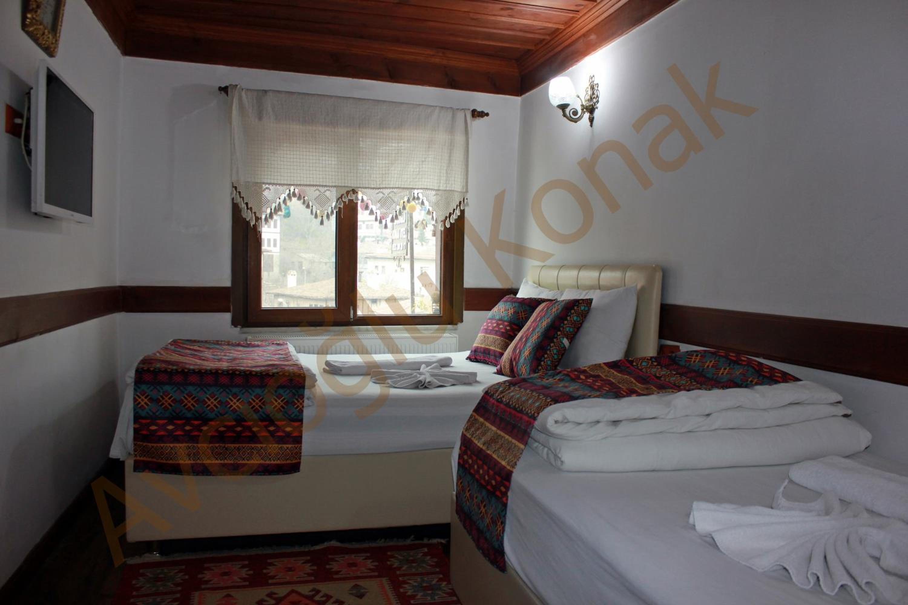 Triple Room with Private Bathroom photo 1