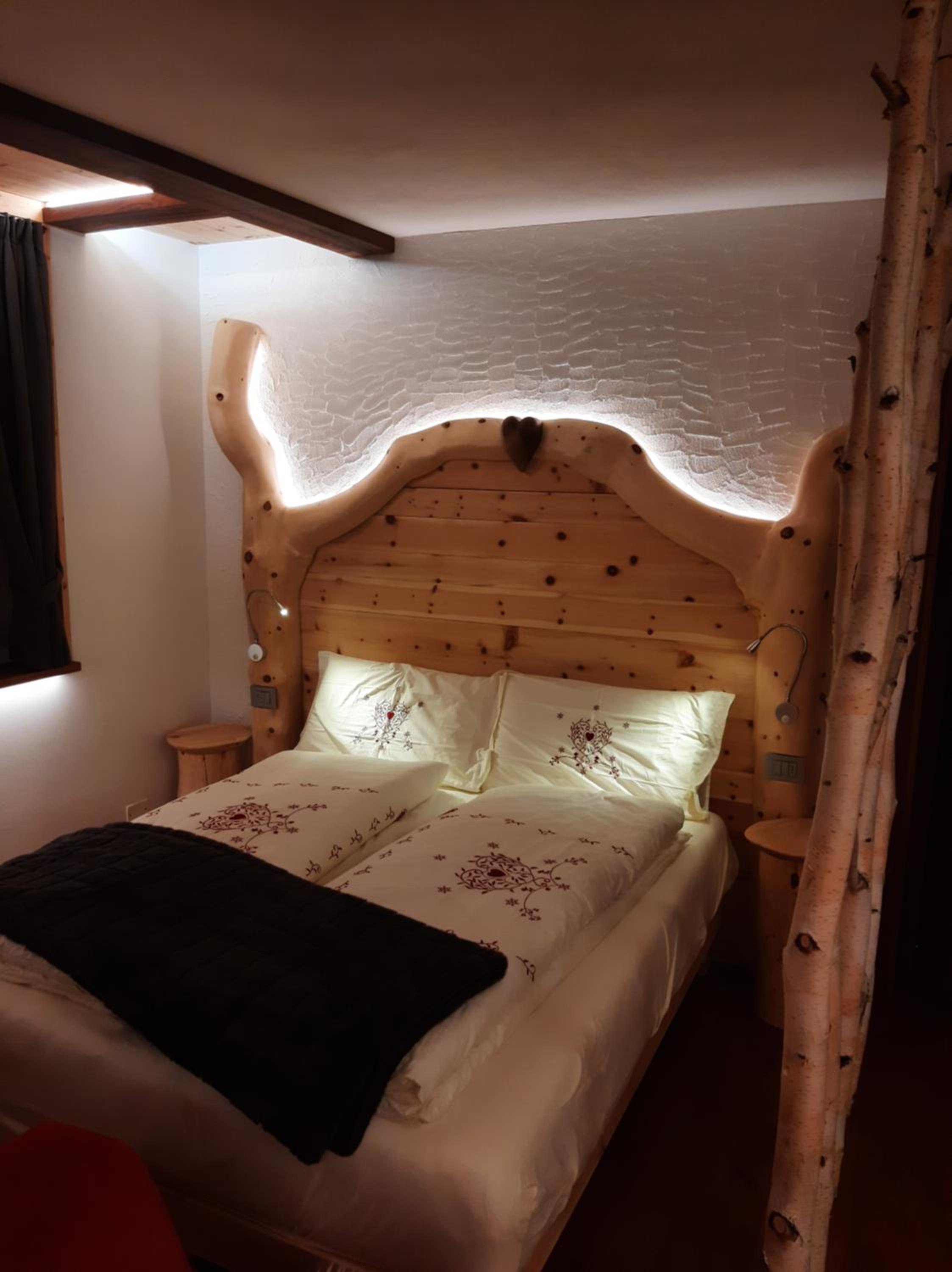 Double or Twin Room with Mountain View photo 1