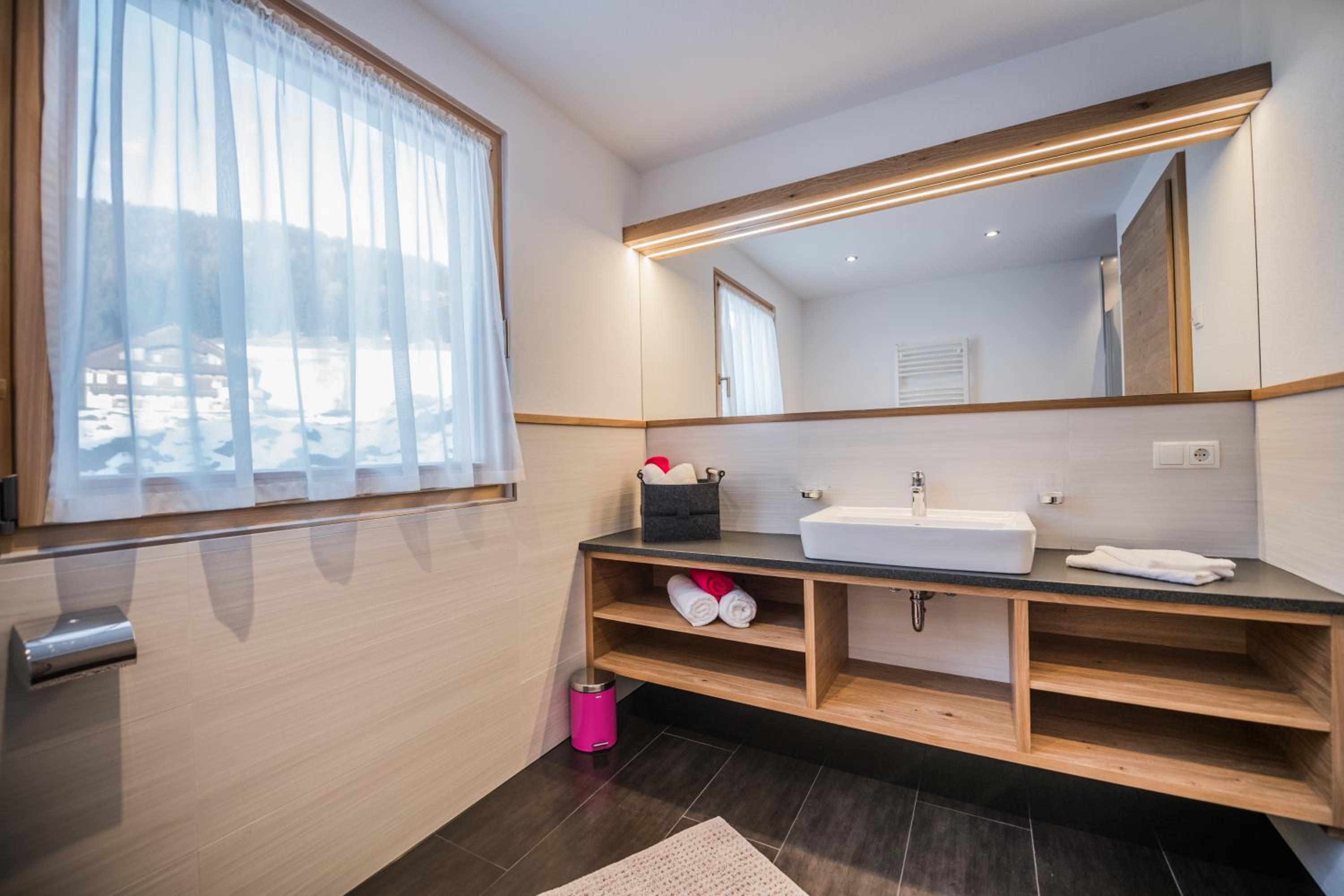 Apartment with Terrace photo 3