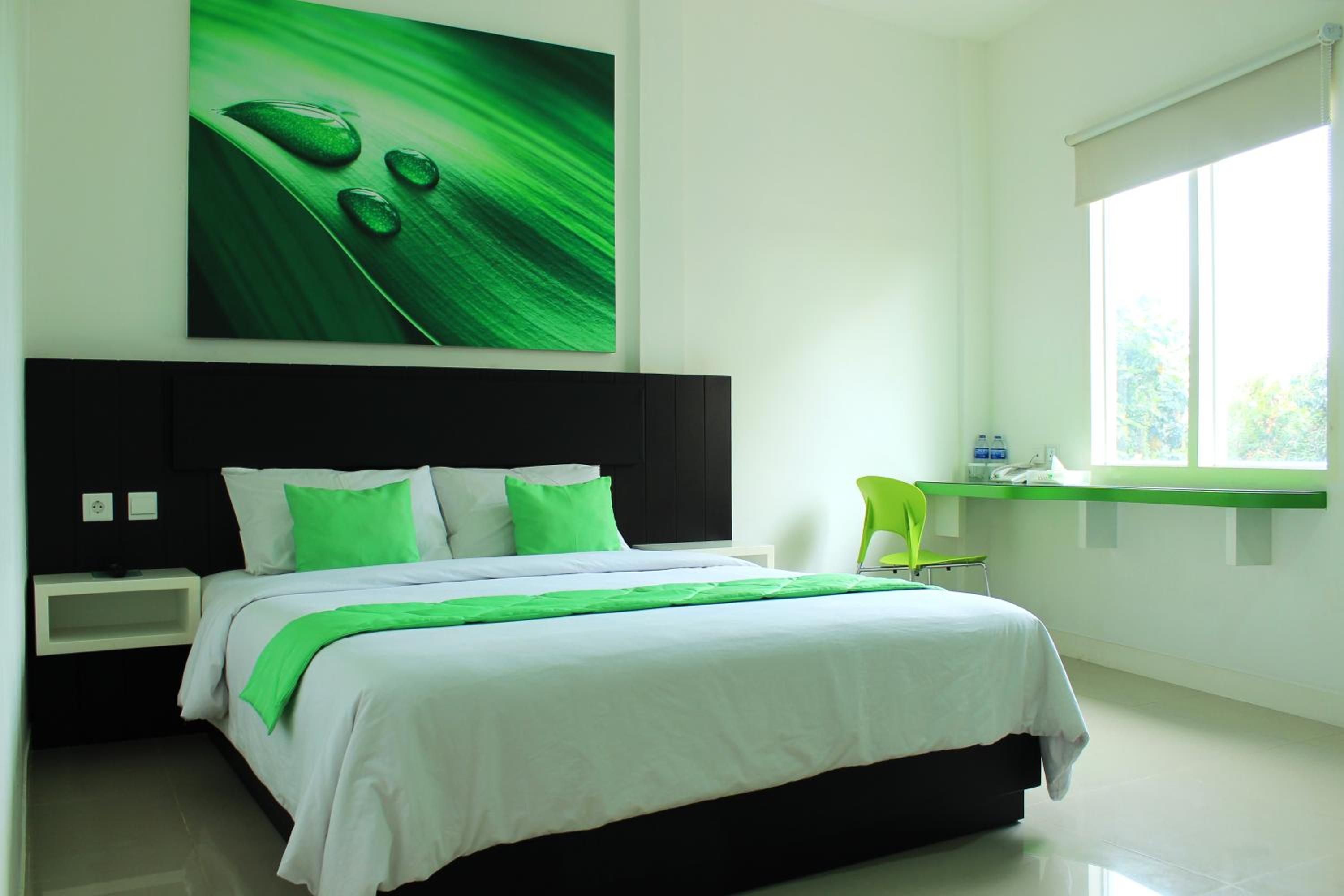 Deluxe Queen Room photo 3