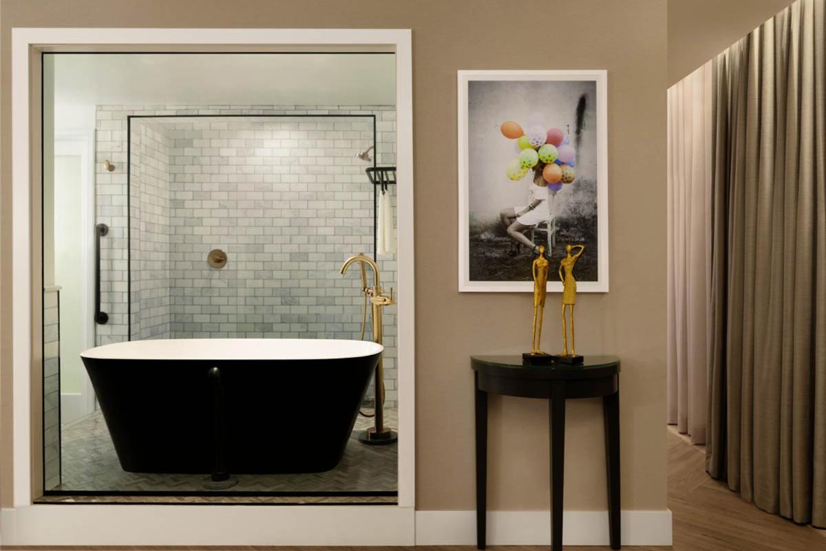 Patio Suite - Dividend Floor thumbnail 5