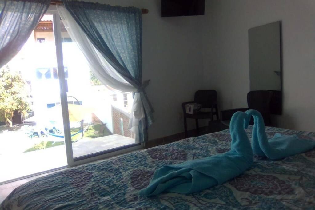 Three-Bedroom House - Photo 15