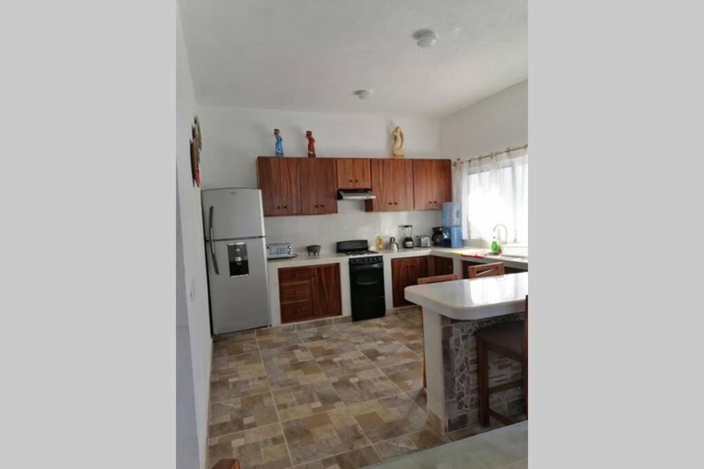 Three-Bedroom House - Photo 10