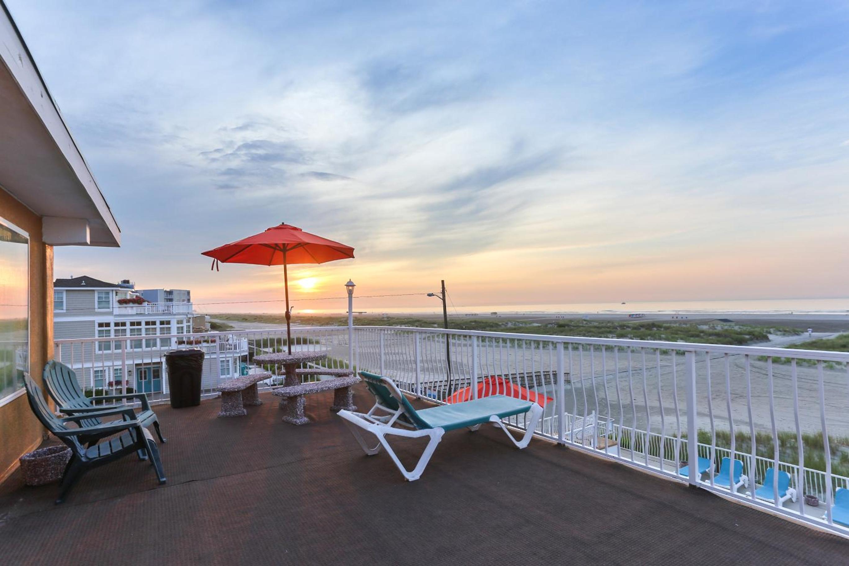 King Suite Oceanfront photo 3