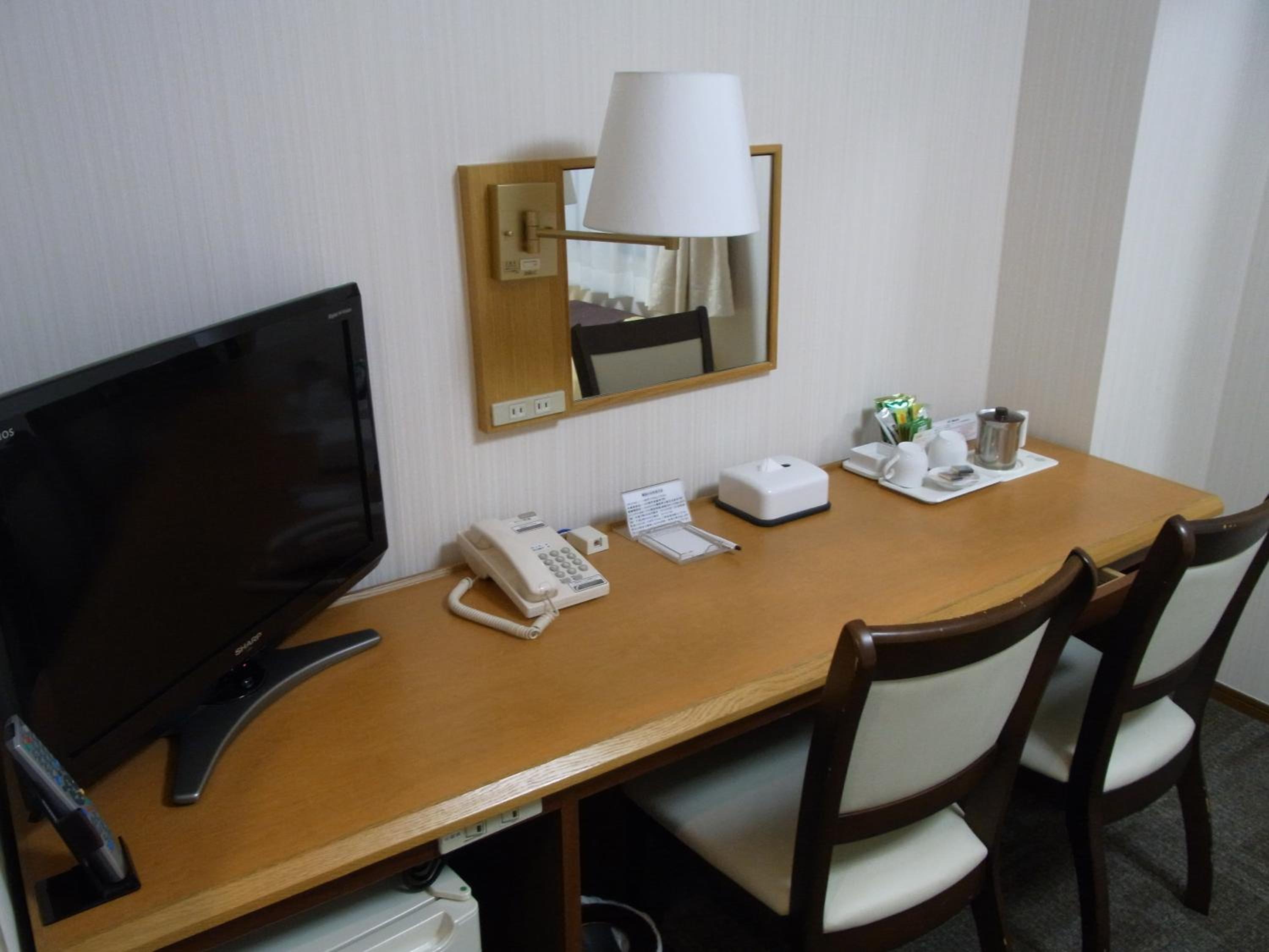 Single Room - Non-Smoking photo 2