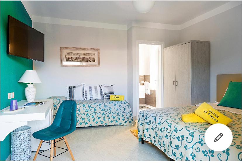 Triple Room with Garden View photo 2