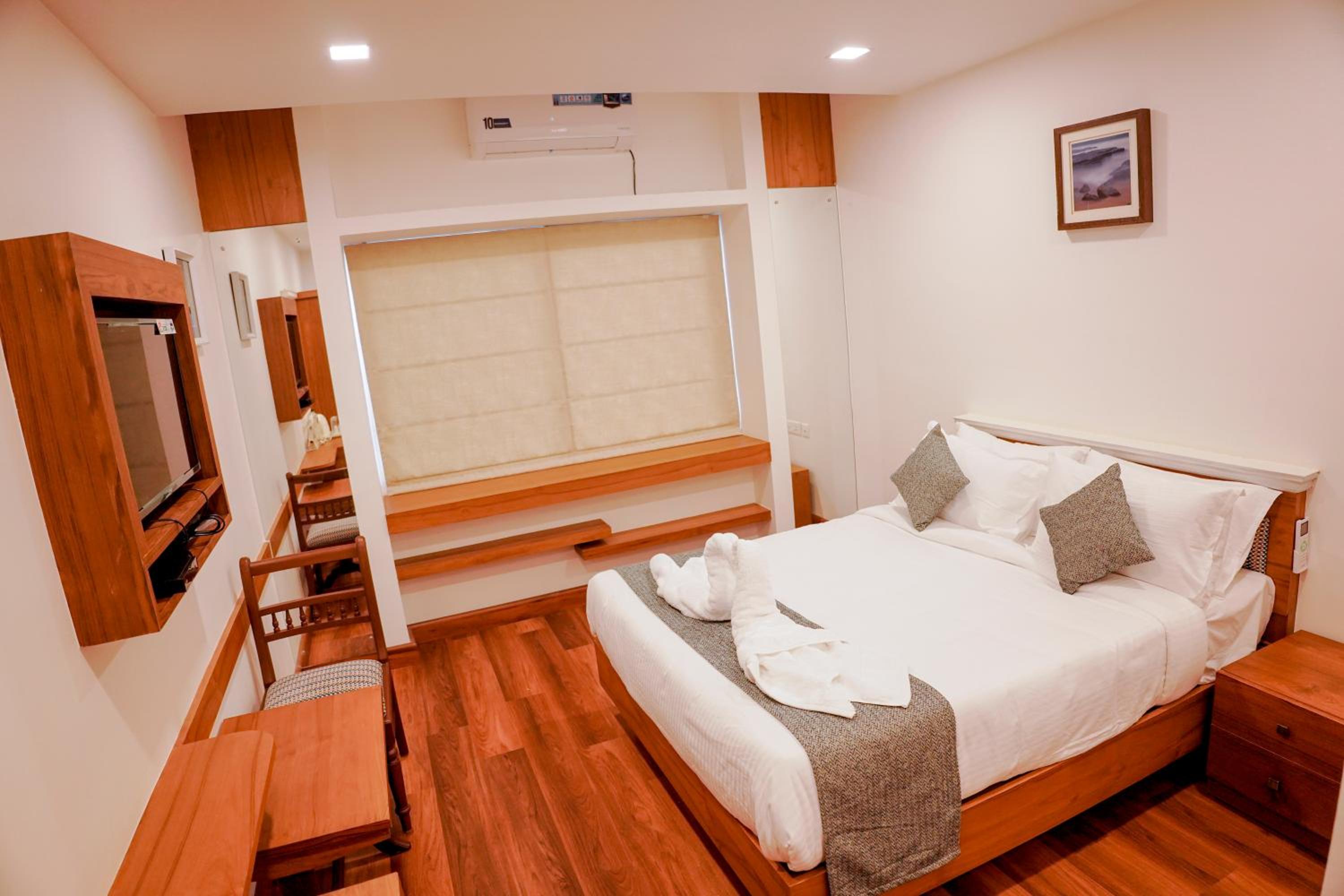 Deluxe Room - Photo 2