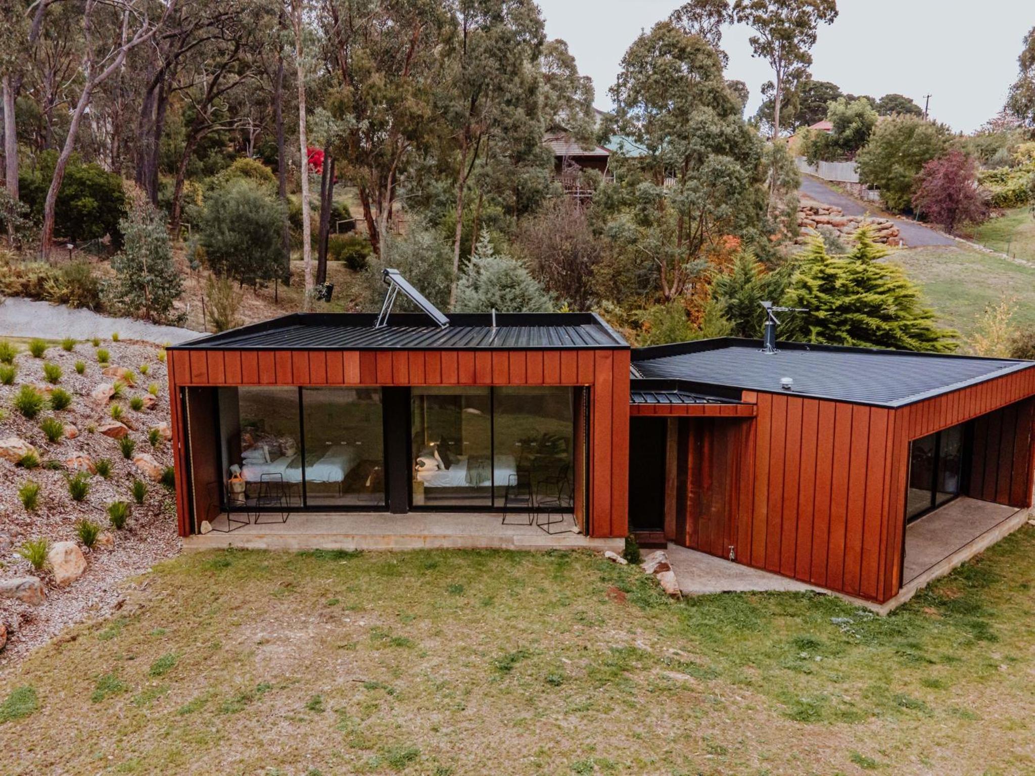 Two-Bedroom House photo 3