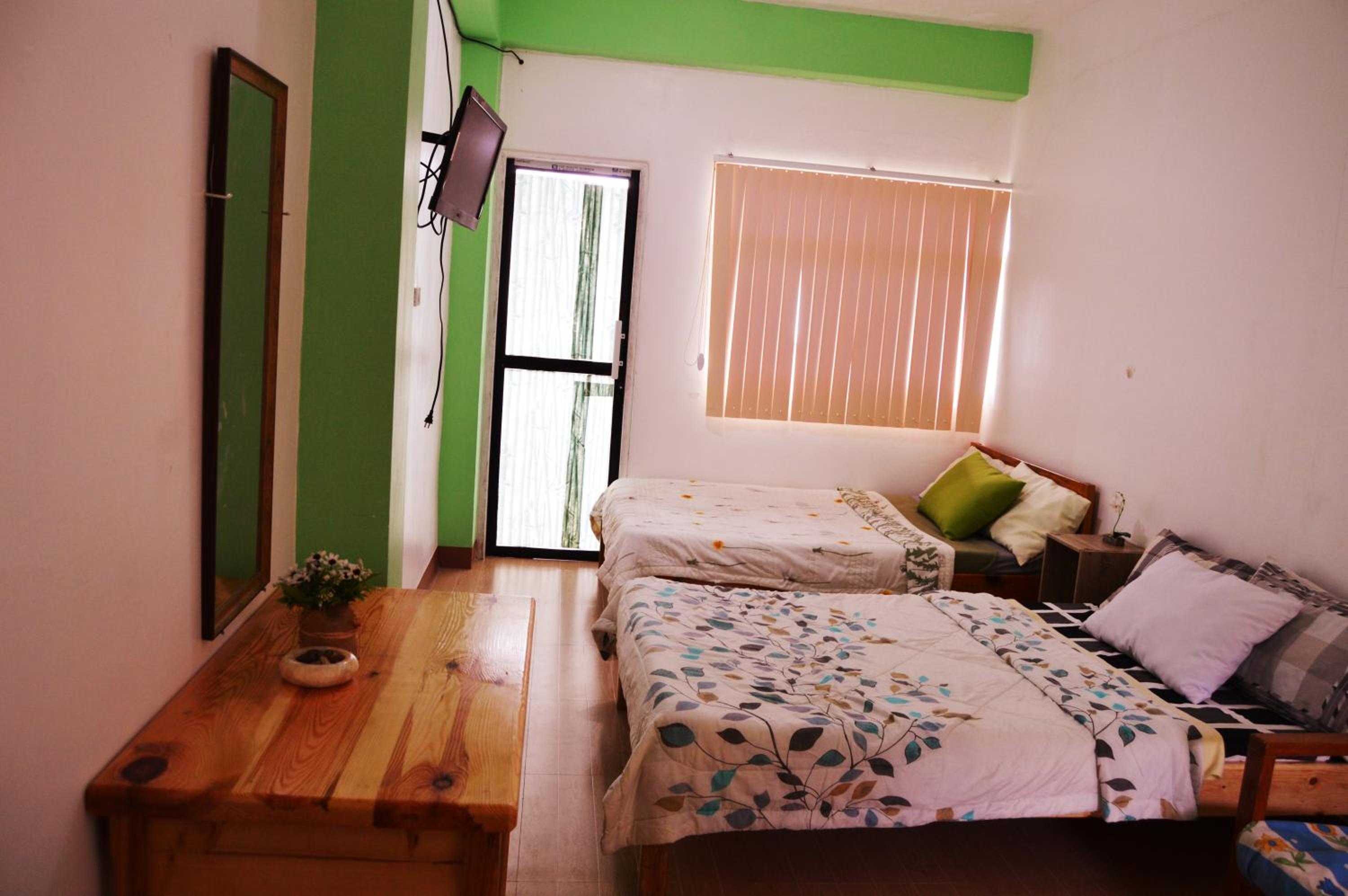 Studio with Balcony - Photo 18