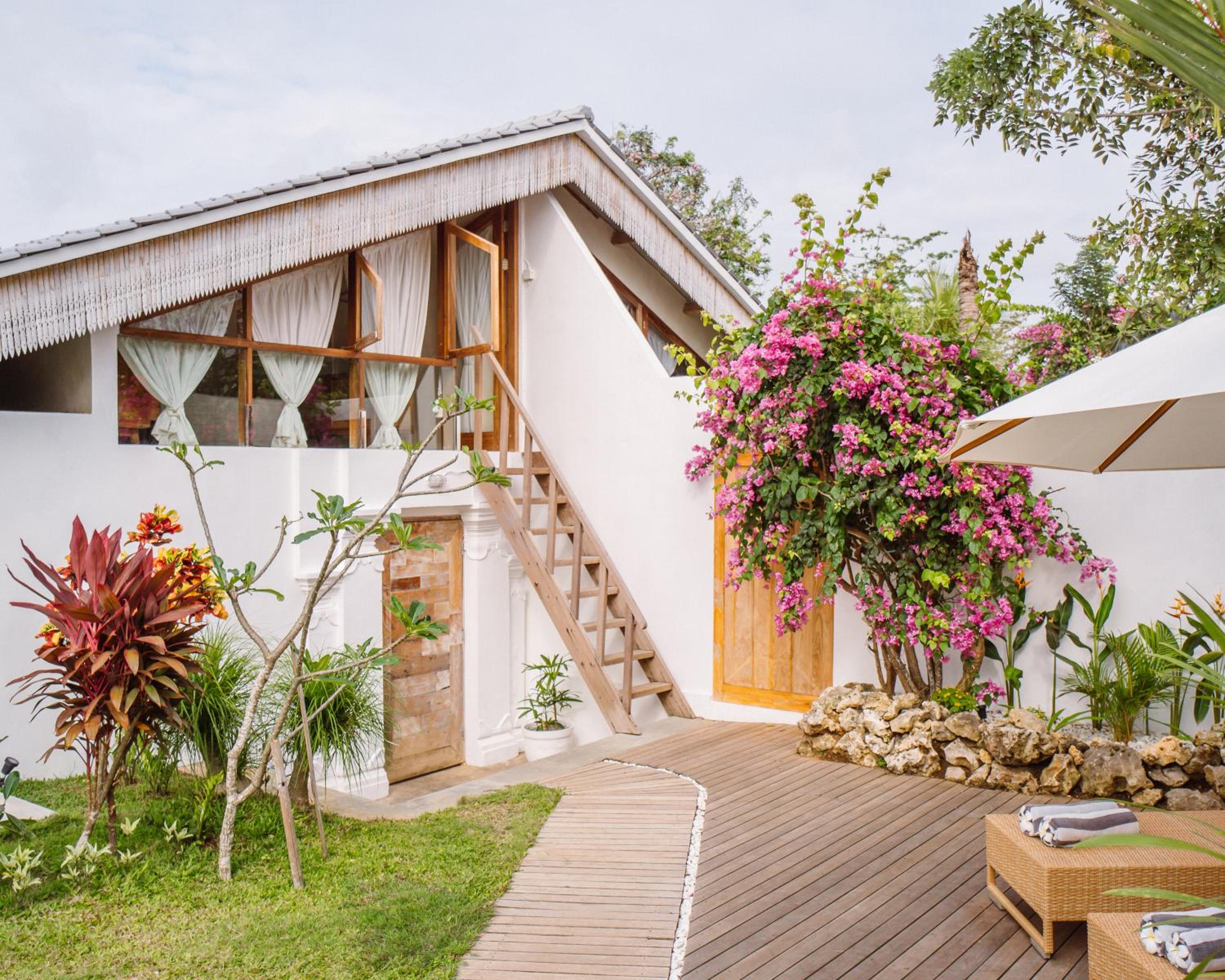 Three-Bedroom Villa - Photo 27