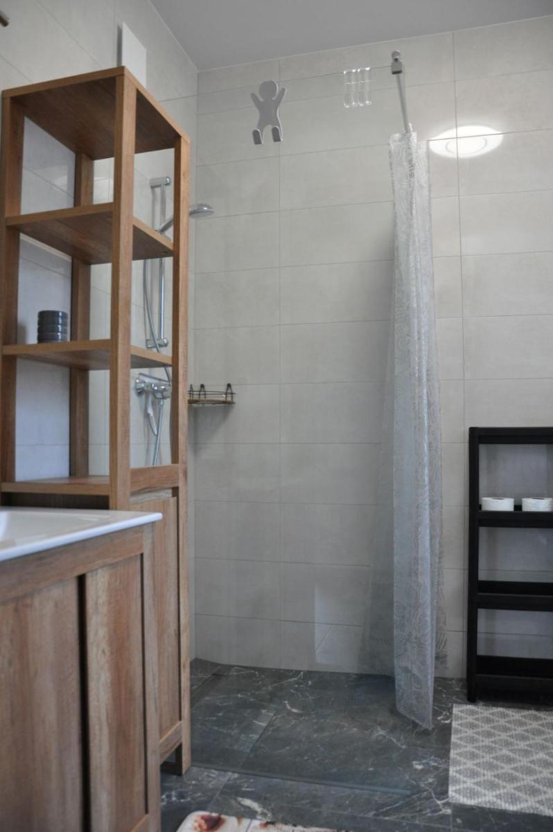 Three-Bedroom Villa photo 2