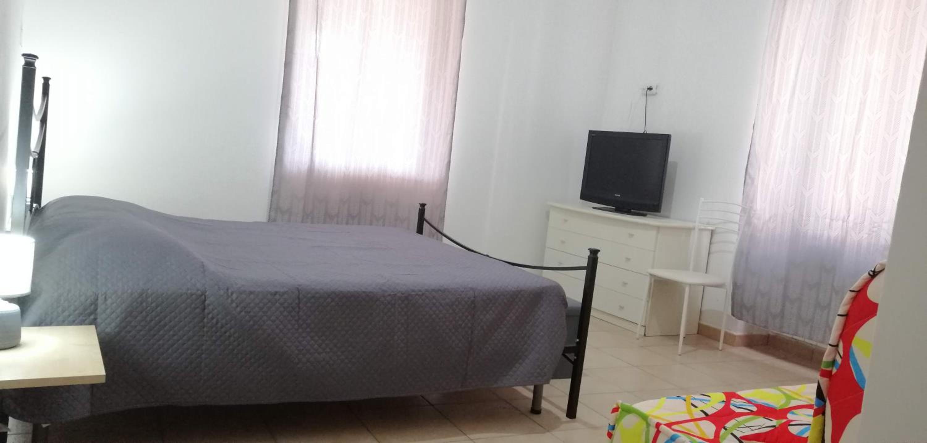 Classic Triple Room - Photo 9