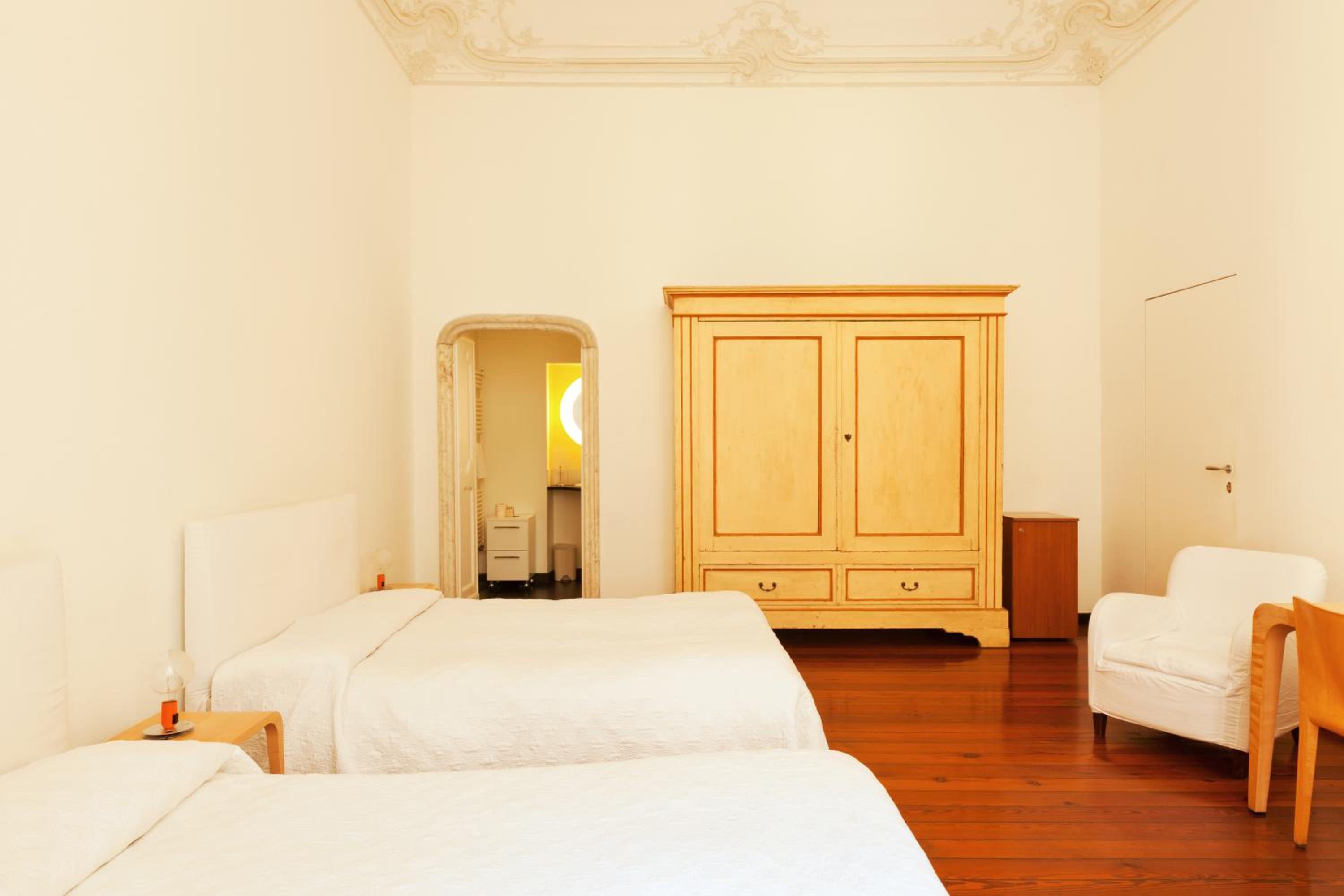 Quadruple Room - Photo 2