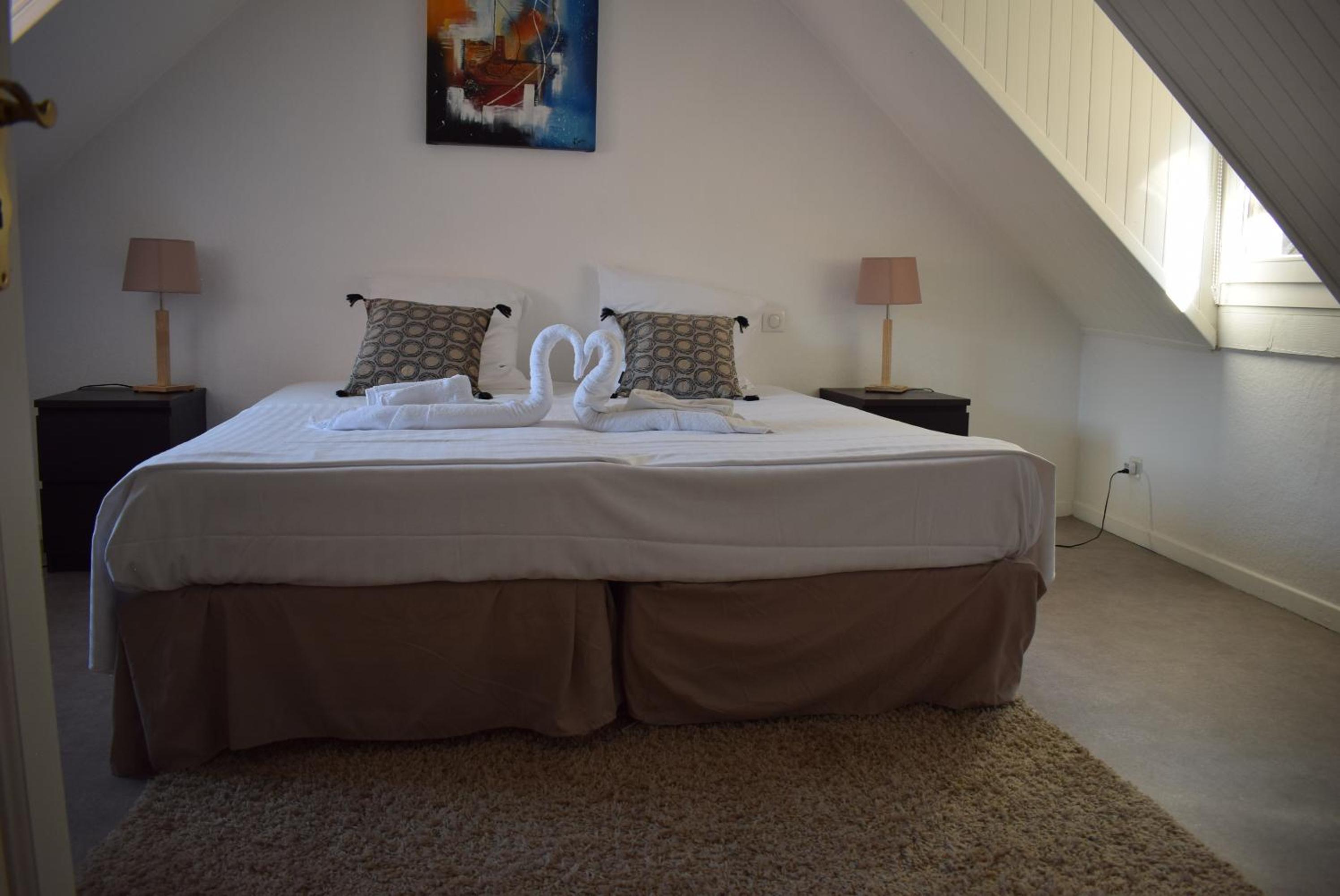 Two-Bedroom Apartment - LE KOUGELHOPF photo 3