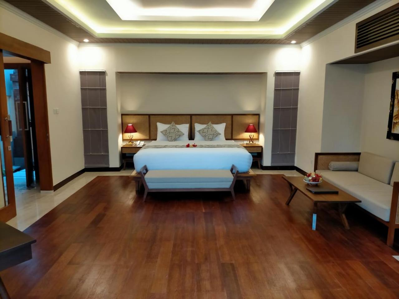 Two-Bedroom Pool Villa photo 1