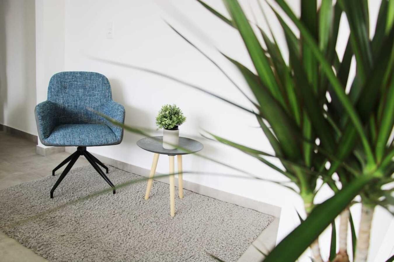 One-Bedroom Apartment - Photo 15
