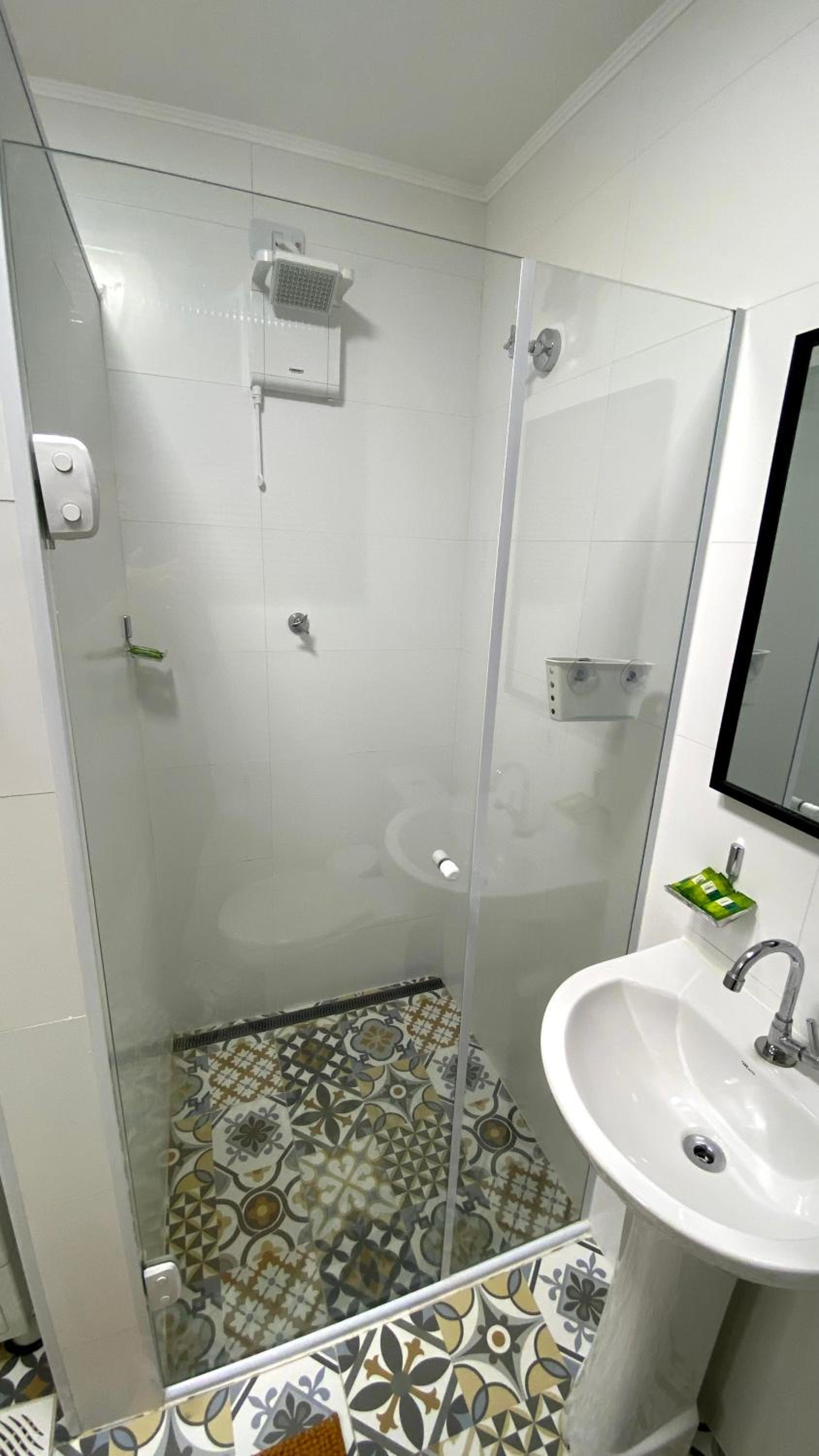 Studio Apartment - Photo 14