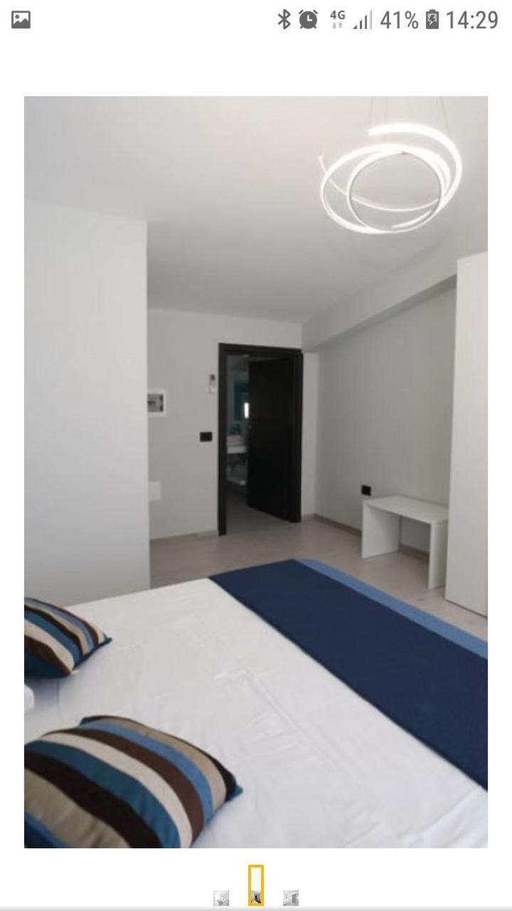 Deluxe Double Room with Balcony - Photo 1