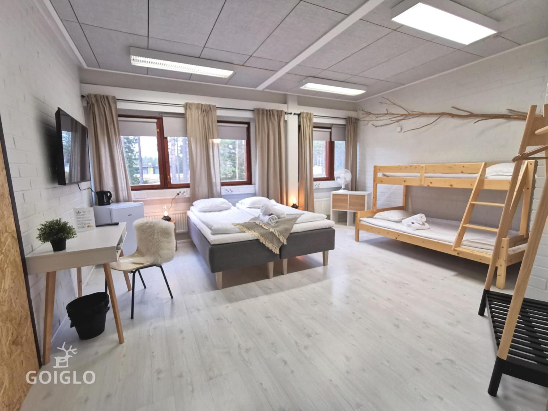 Quadruple Room with Shared Bathroom