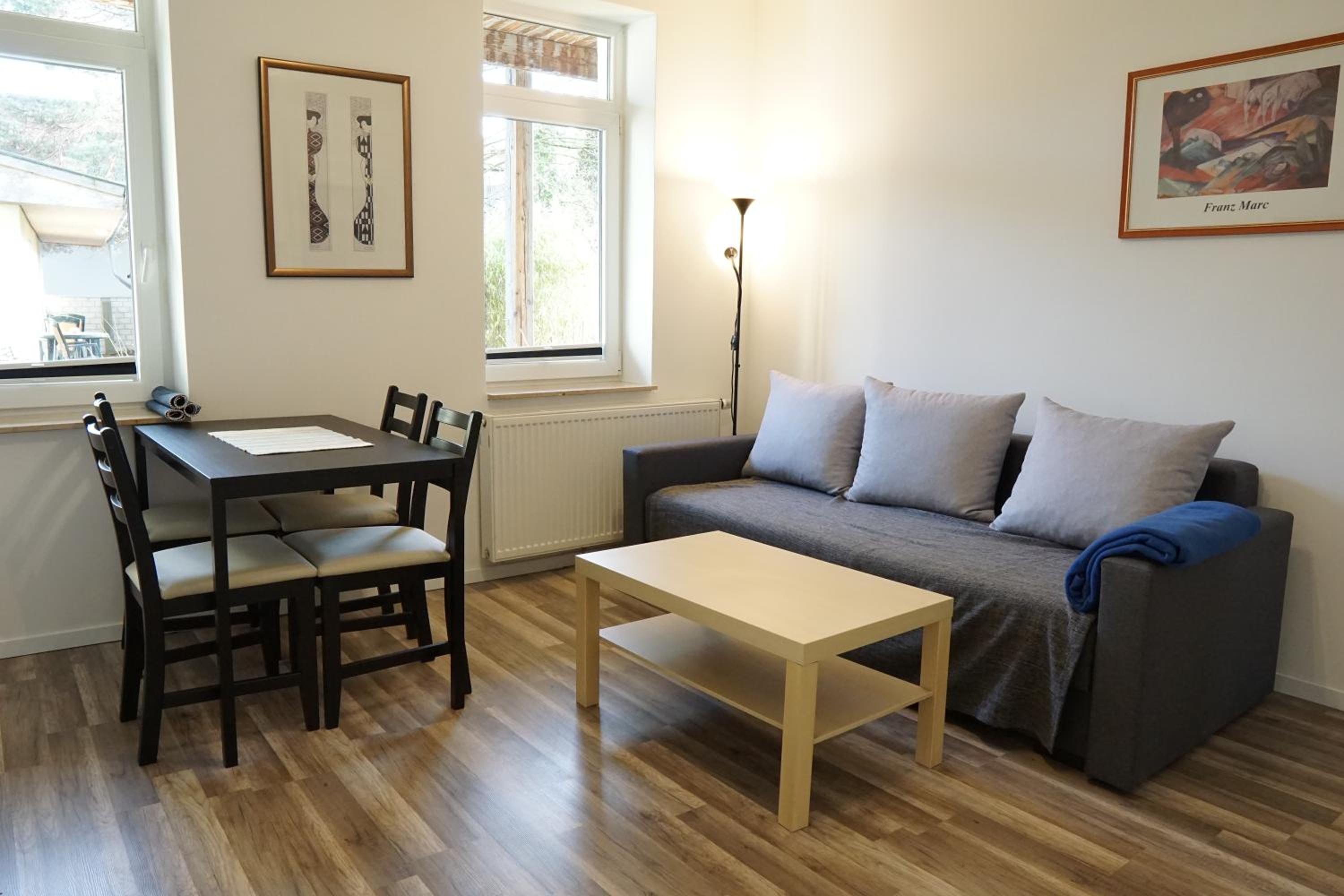 One-Bedroom Apartment photo 1