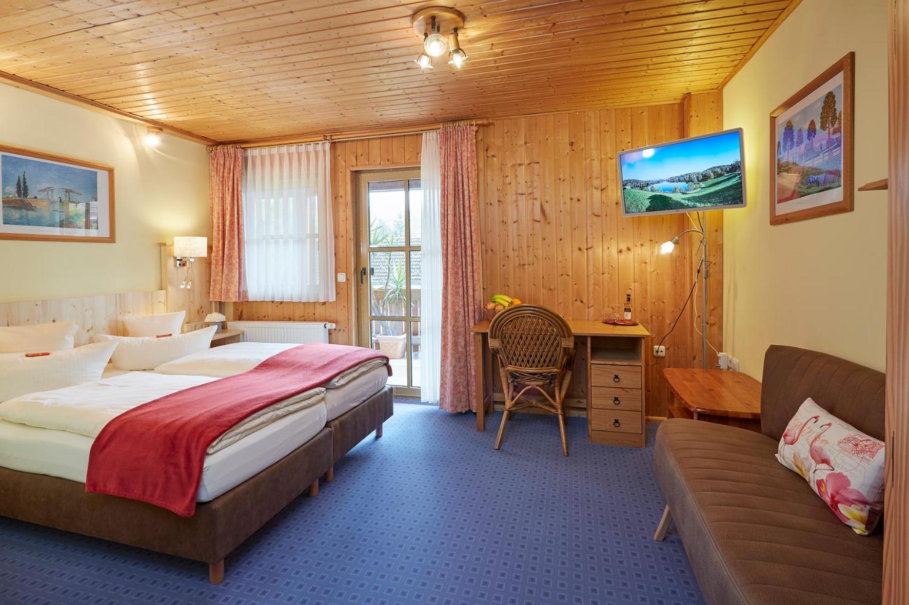 Standard Double Room - Photo 1