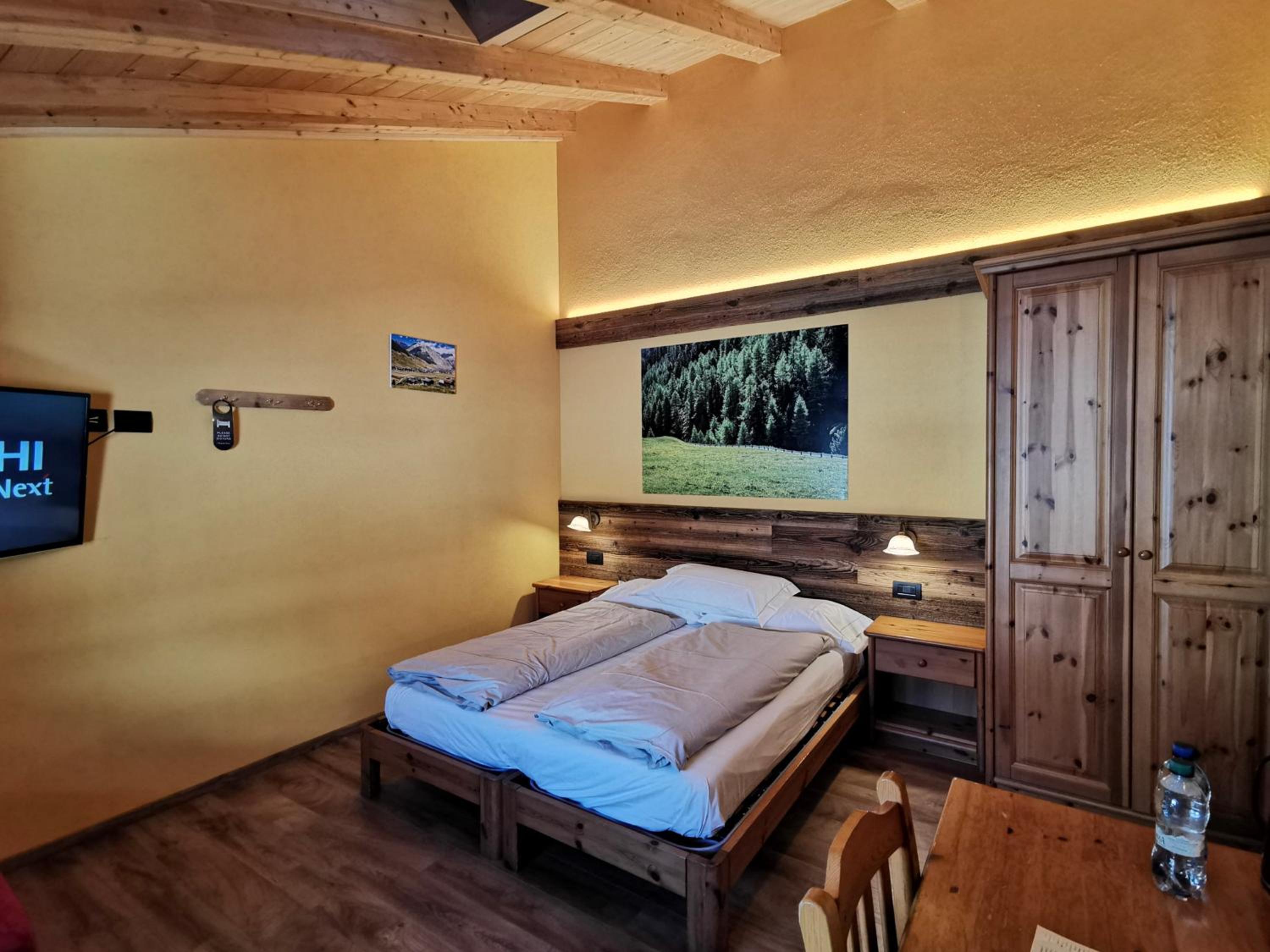 Double Room - Photo 6
