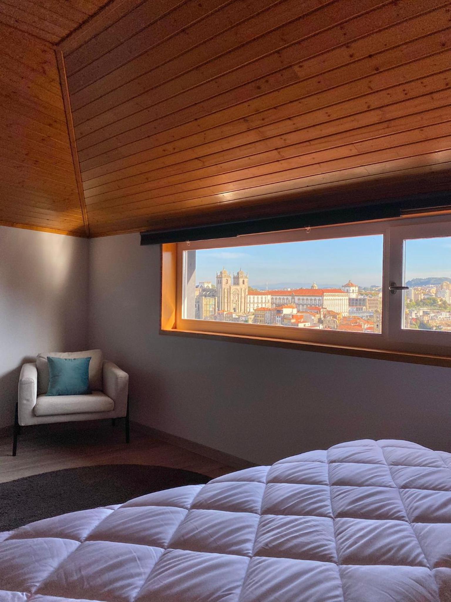 Suite with River View - Photo 10