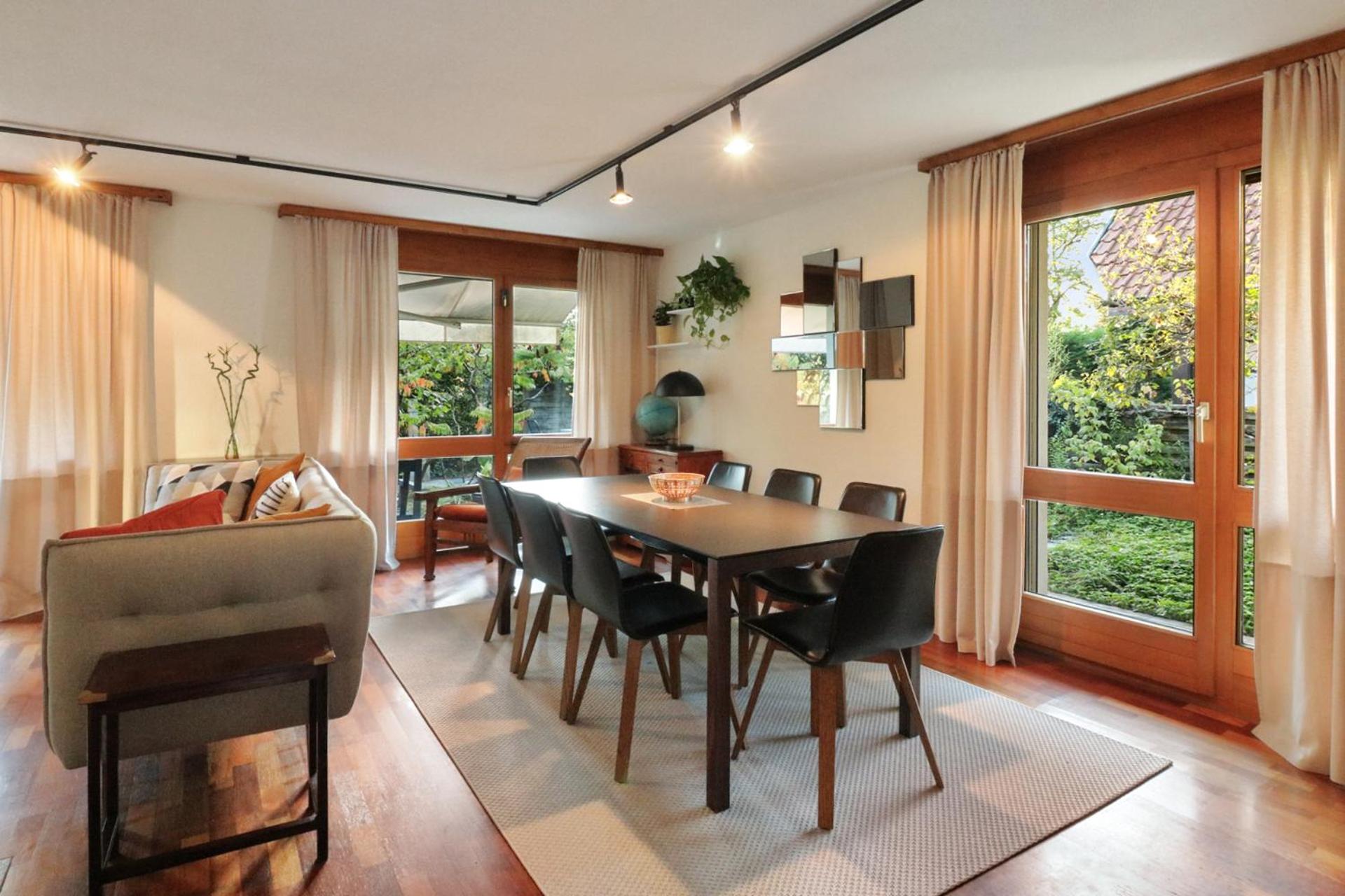 Villa photo 1