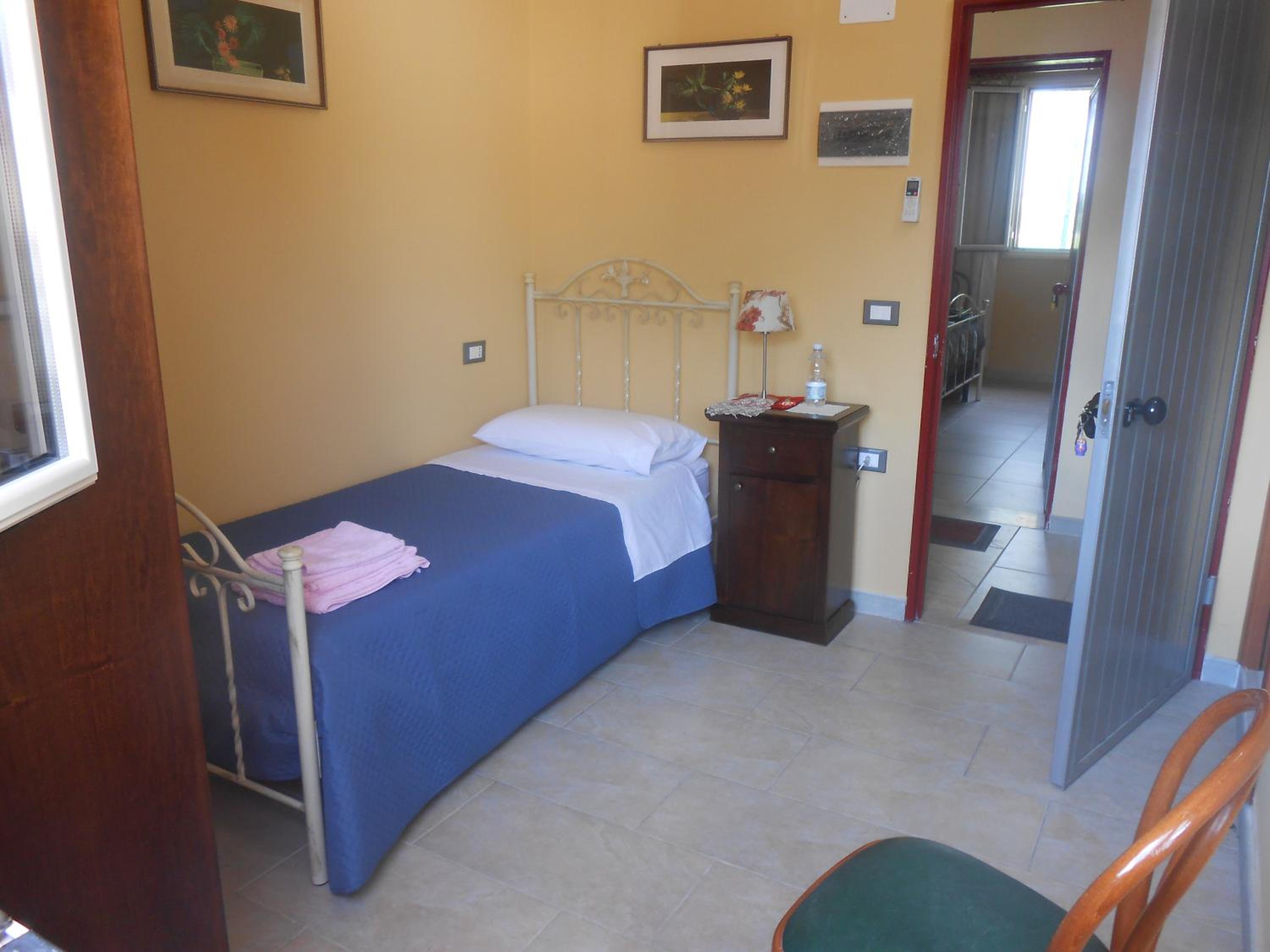 Single Room with Private Bathroom