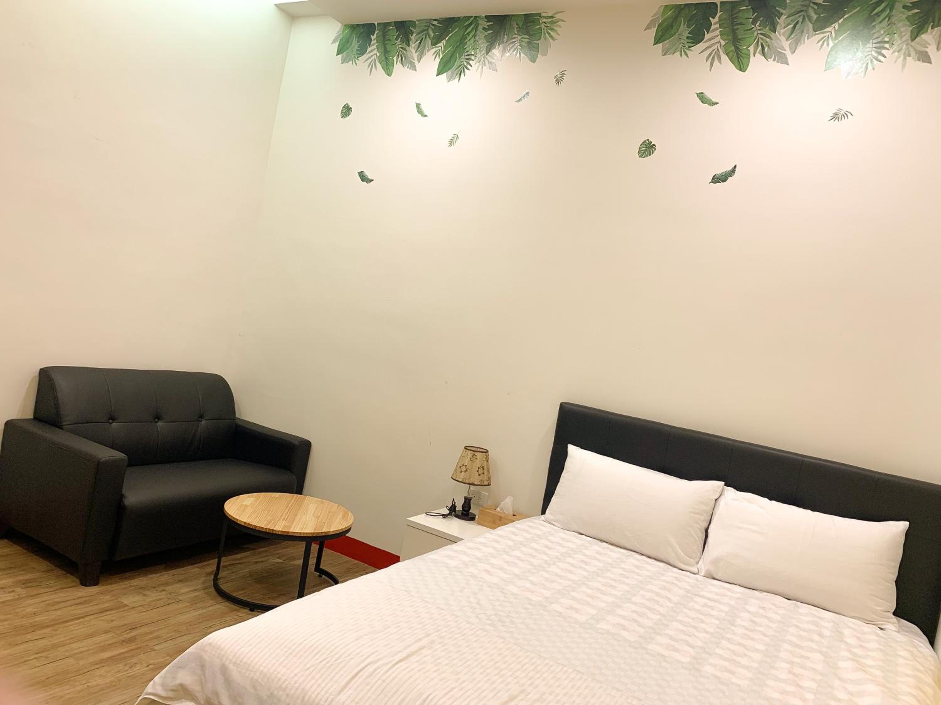 Standard Double Room - Photo 4