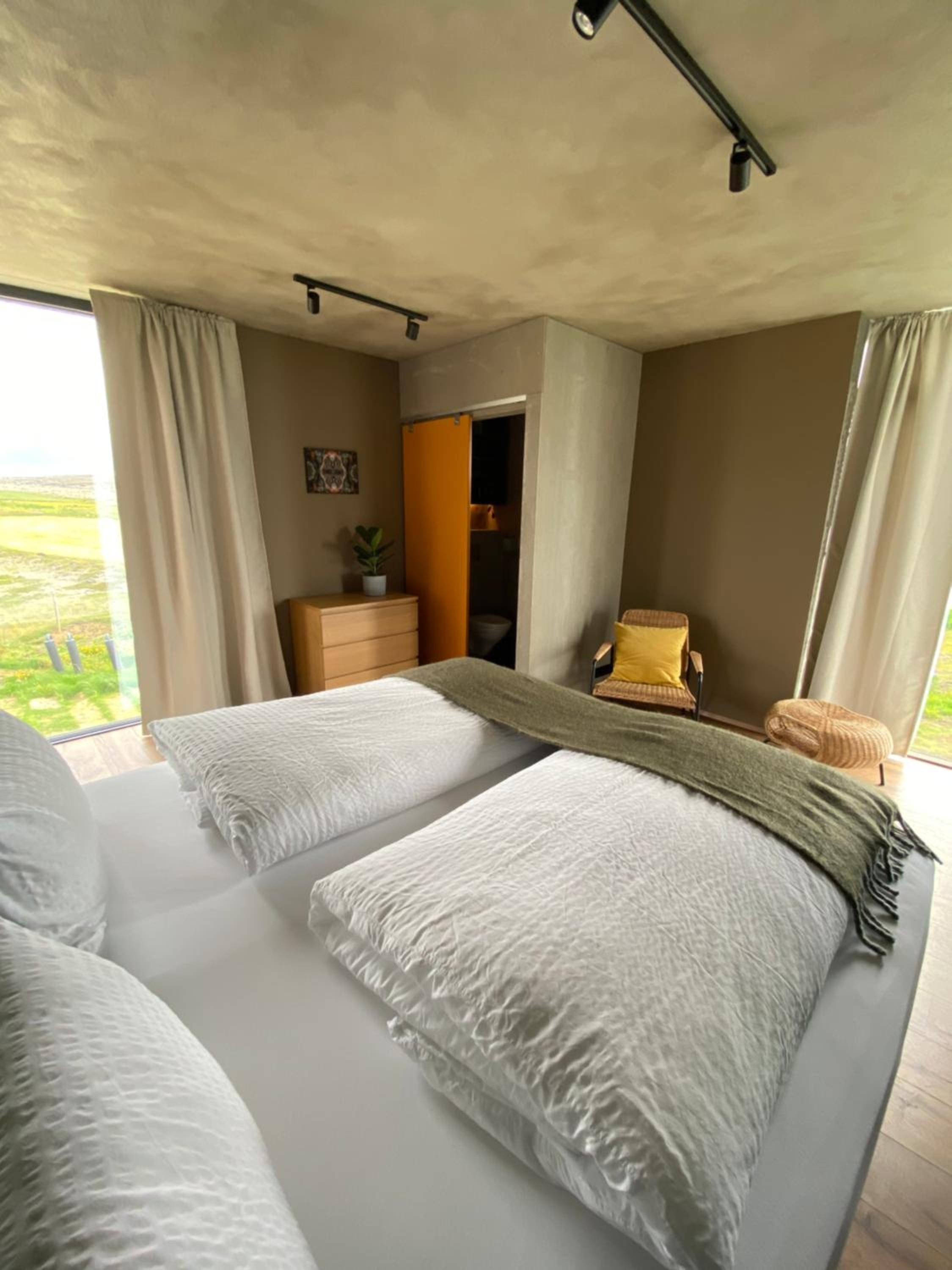 Two-Bedroom Villa - Photo 46