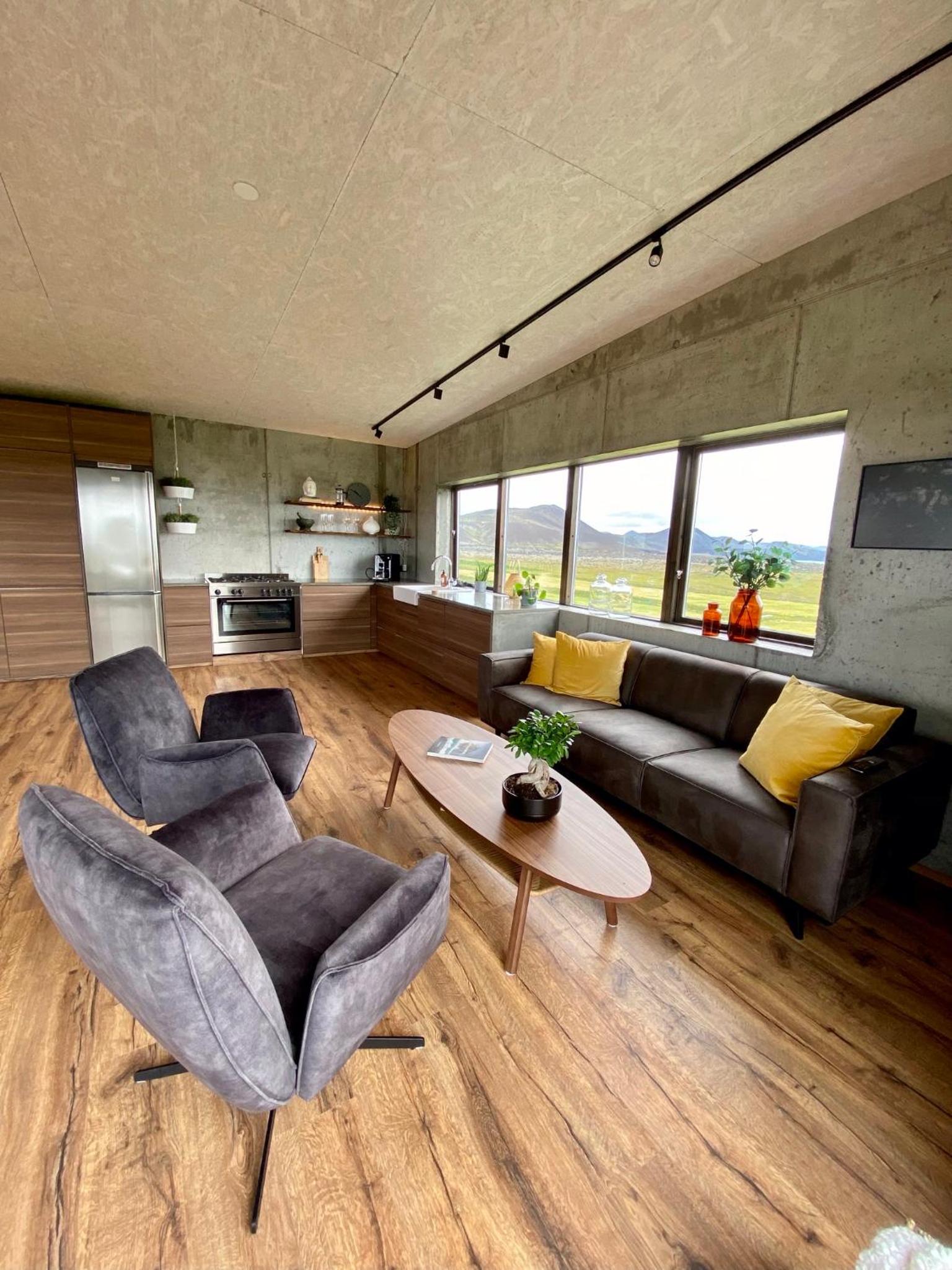 Two-Bedroom Villa - Photo 18
