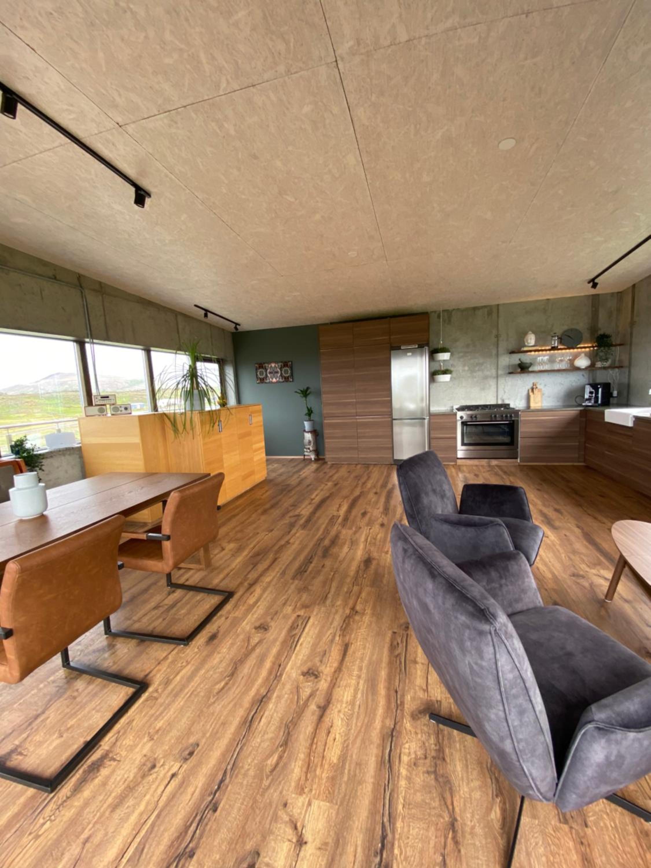 Two-Bedroom Villa - Photo 24