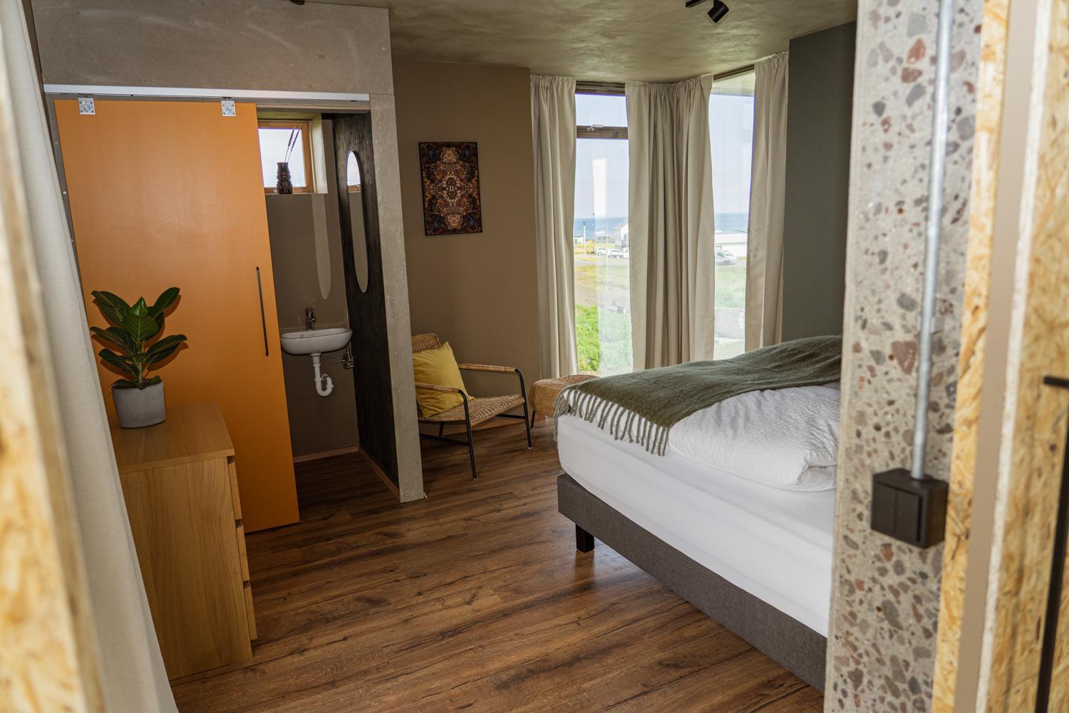 Two-Bedroom Villa - Photo 47