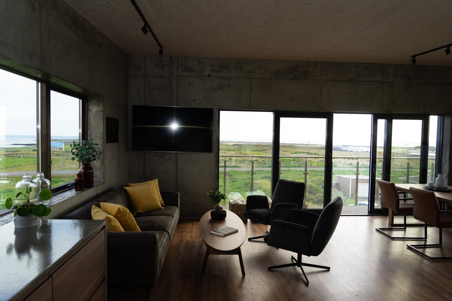 Two-Bedroom Villa - Photo 21