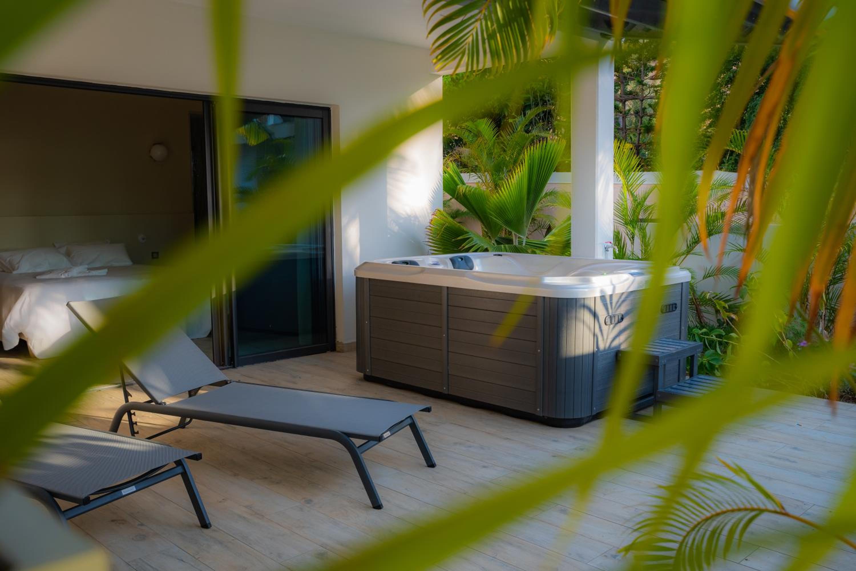 Tropicale Jacuzzi - Photo 5