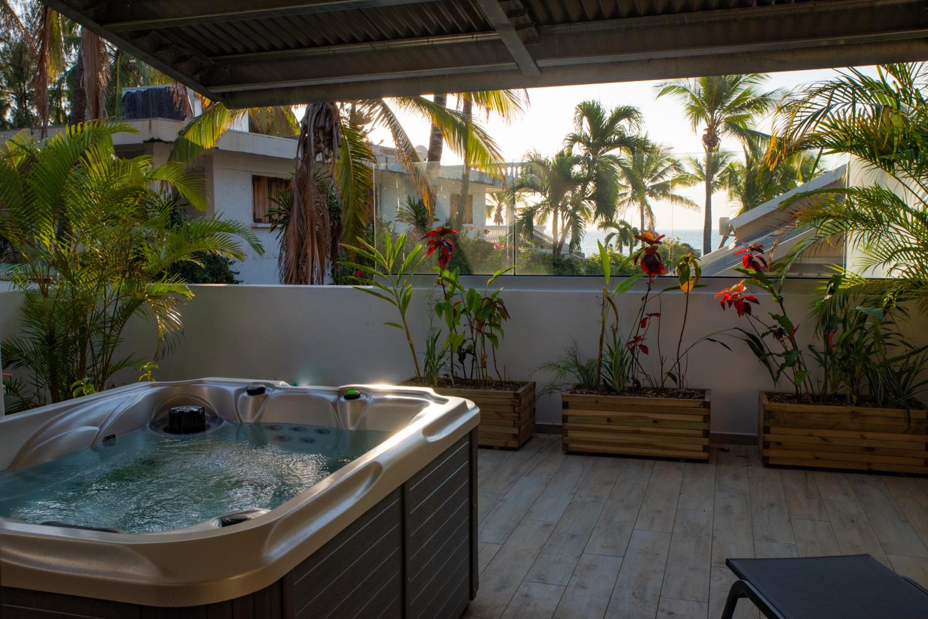 Tropicale Jacuzzi - Photo 6