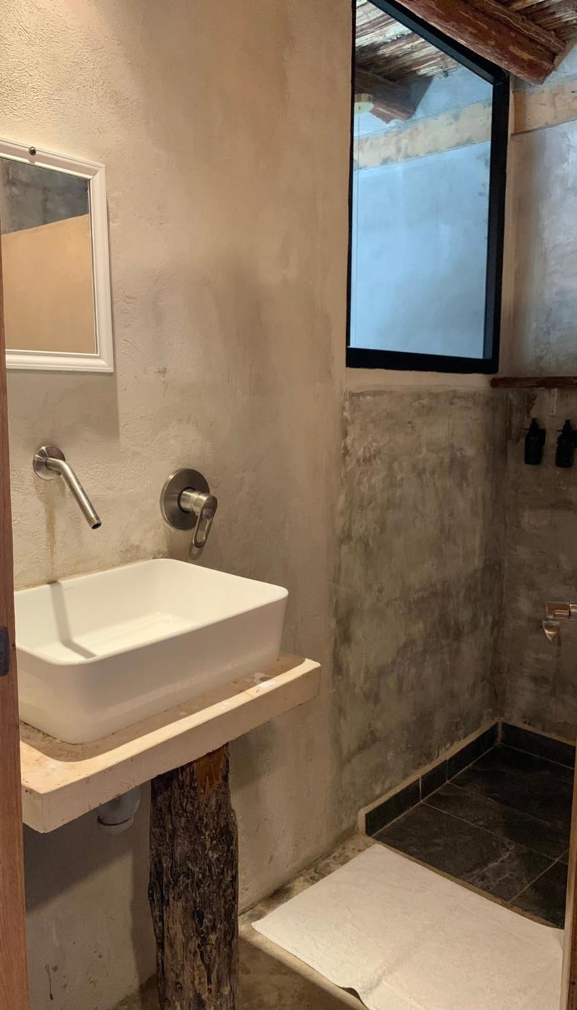Superior Suite with Ocean View - Photo 9