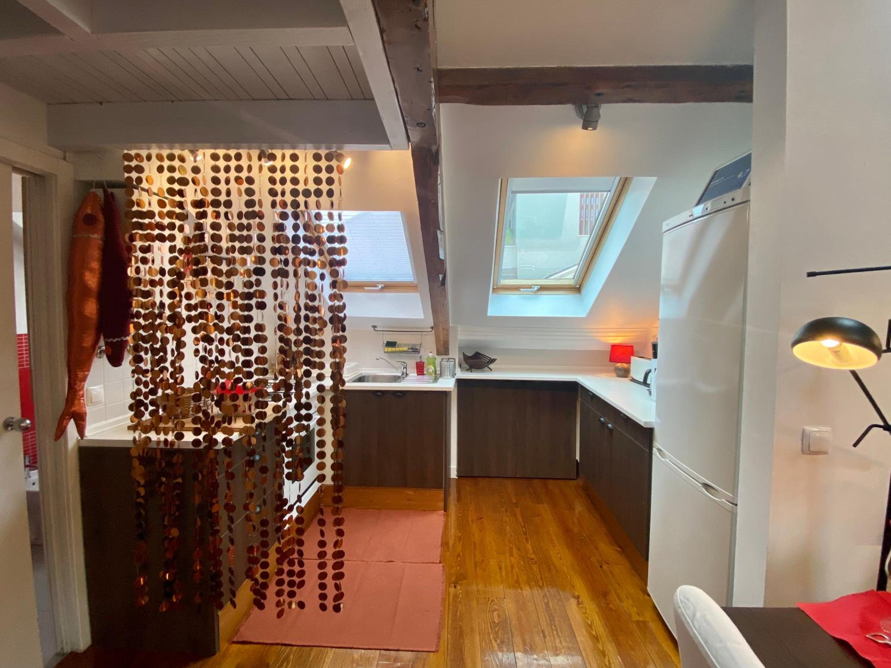 Deluxe Studio with Mezzanine - Photo 13