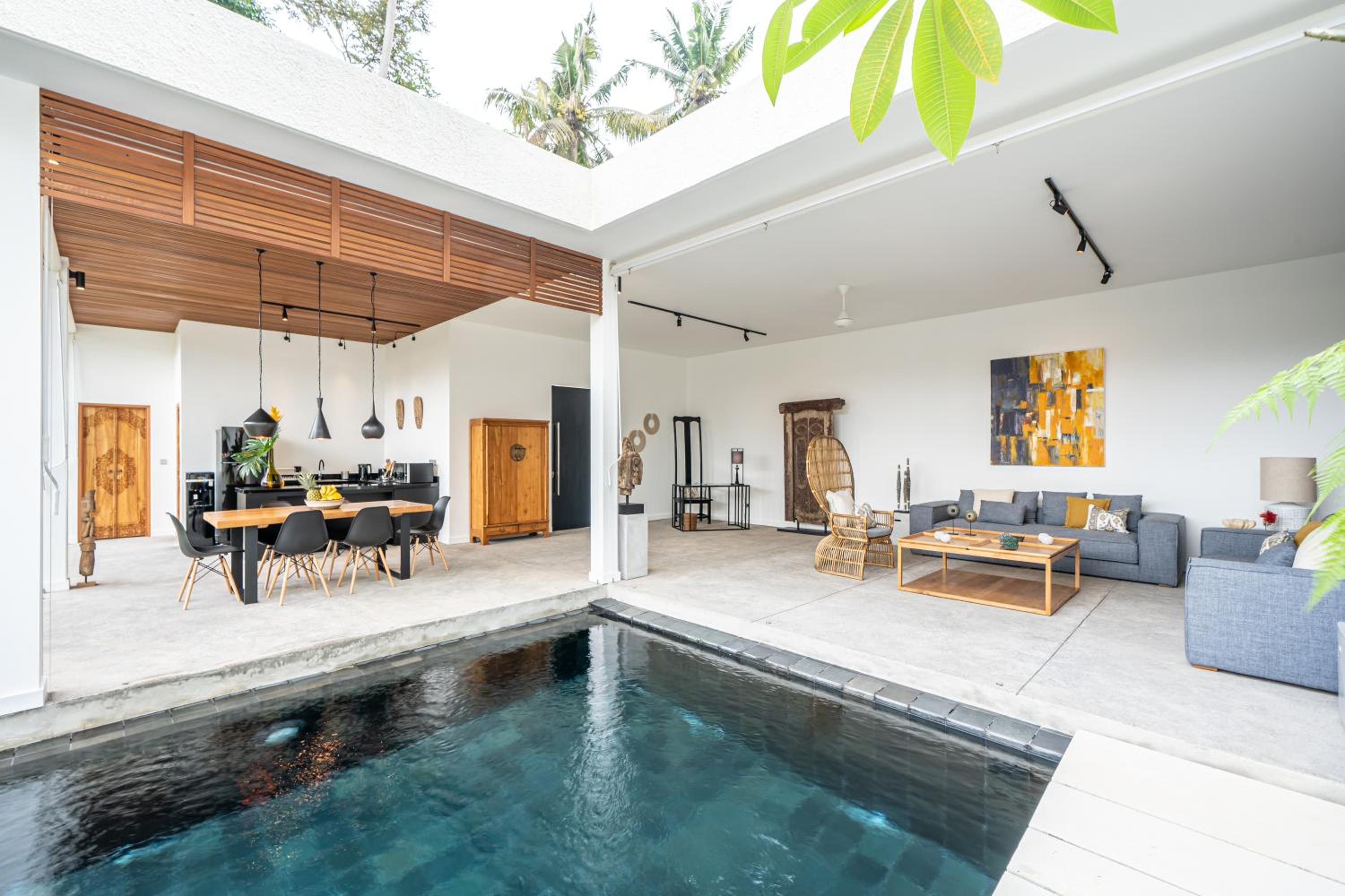 Villa with Private Pool - Photo 22