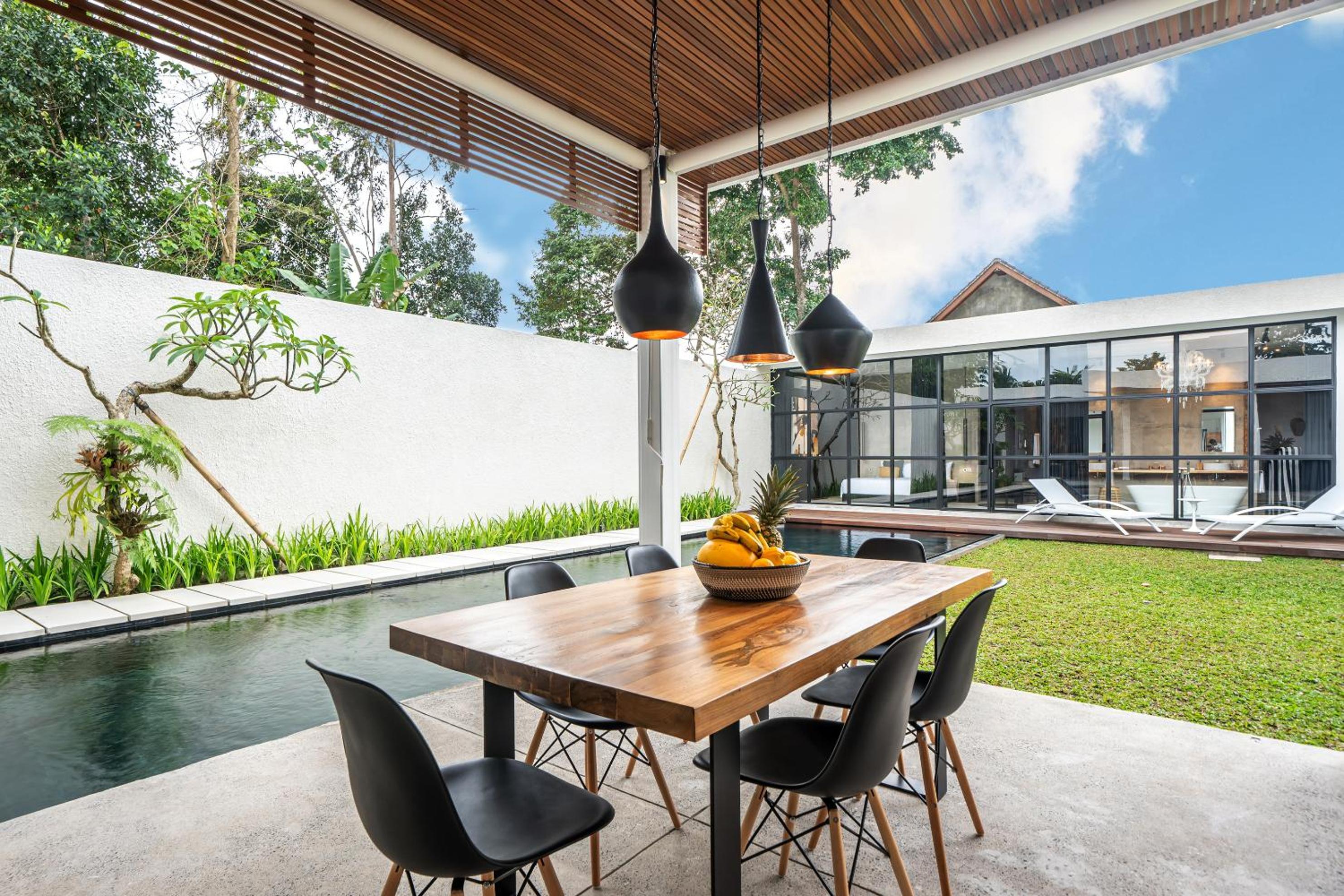 Villa with Private Pool - Photo 27